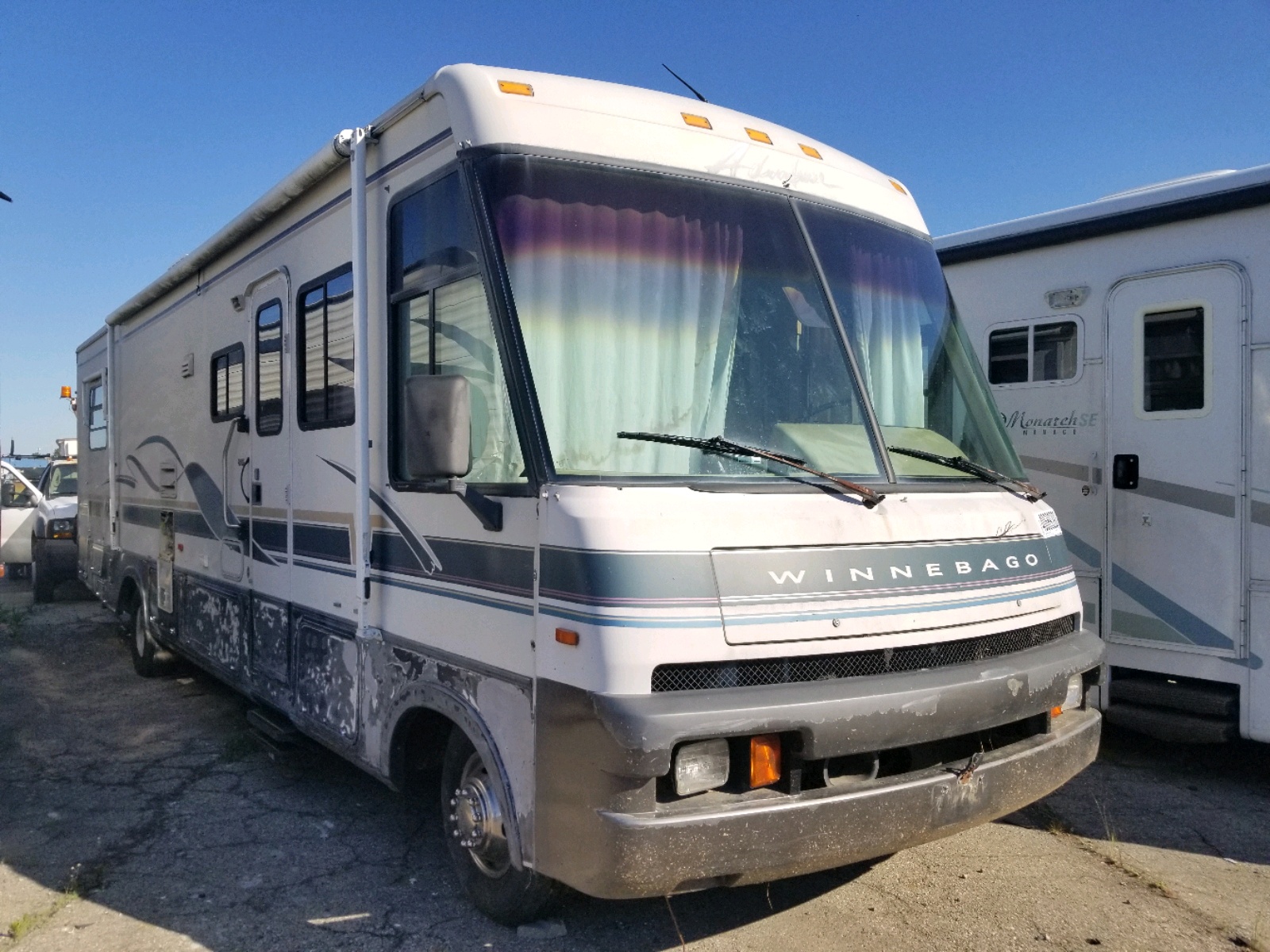 Photo 1 from auction – 1996 FORD F530 with VIN 3FCMF53GXTJA00063