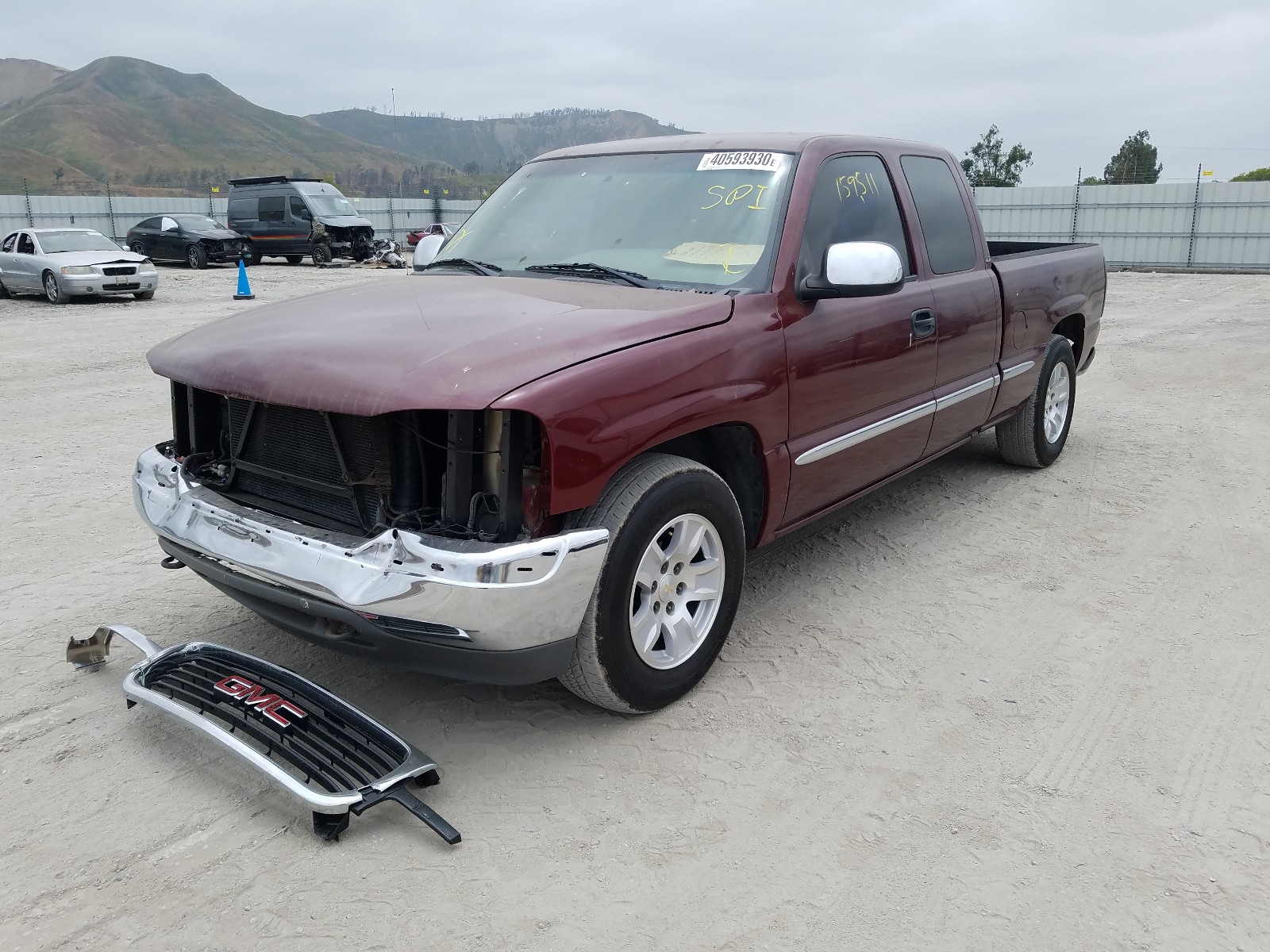 Фото 2 с аукциона – 2001 GMC NEW SIERRA с VIN 2GTEC19T811136267
