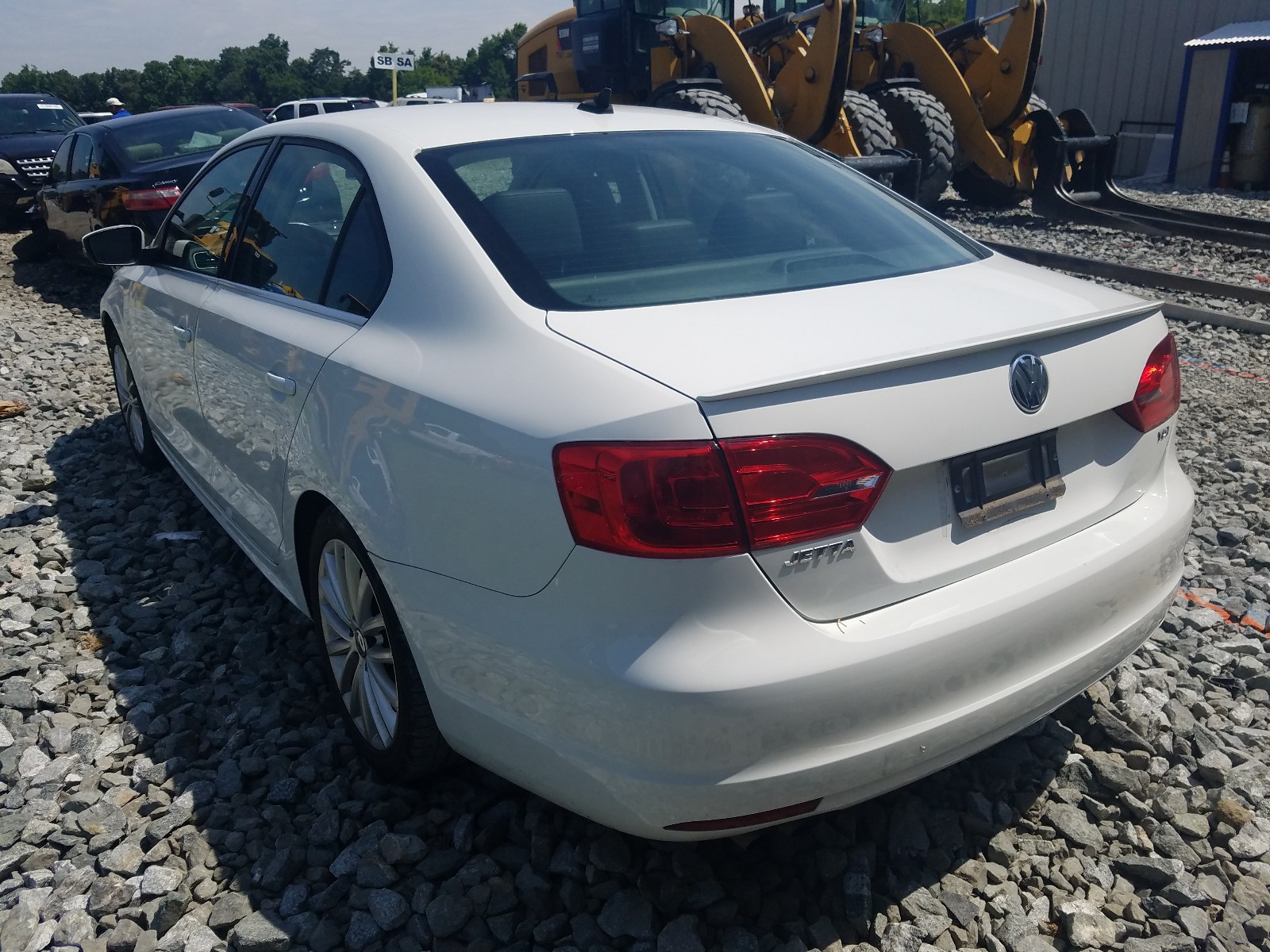 Photo 3 from auction – 2014 VOLKSWAGEN JETTA TDI with VIN 3VWLL7AJ2EM423846