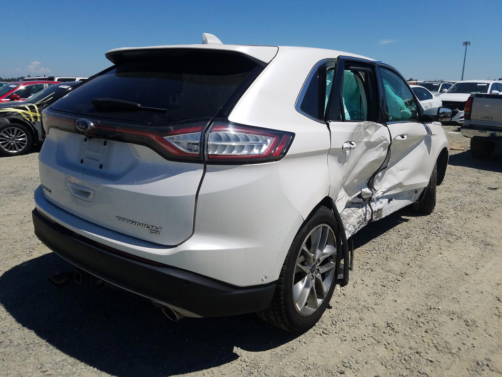 Photo 4 from auction – 2015 FORD EDGE TITAN with VIN 2FMPK4K83FBC00313