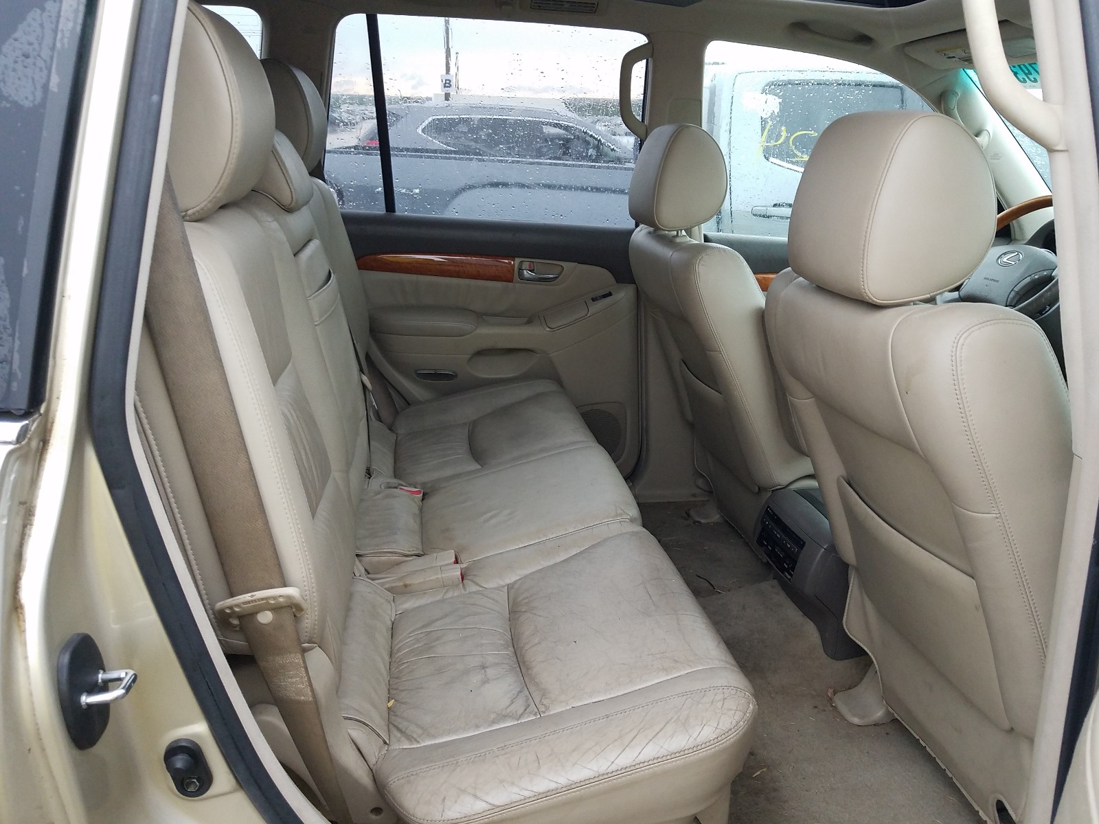 Photo 6 from auction – 2006 LEXUS GX 470 with VIN JTJBT20X460112380