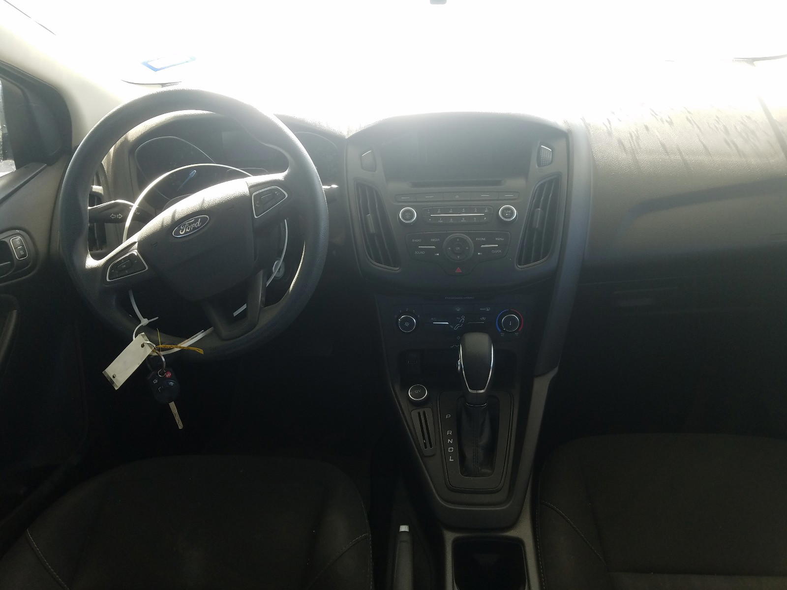 Photo 9 from auction – 2016 FORD FOCUS S with VIN 1FADP3E27GL369140