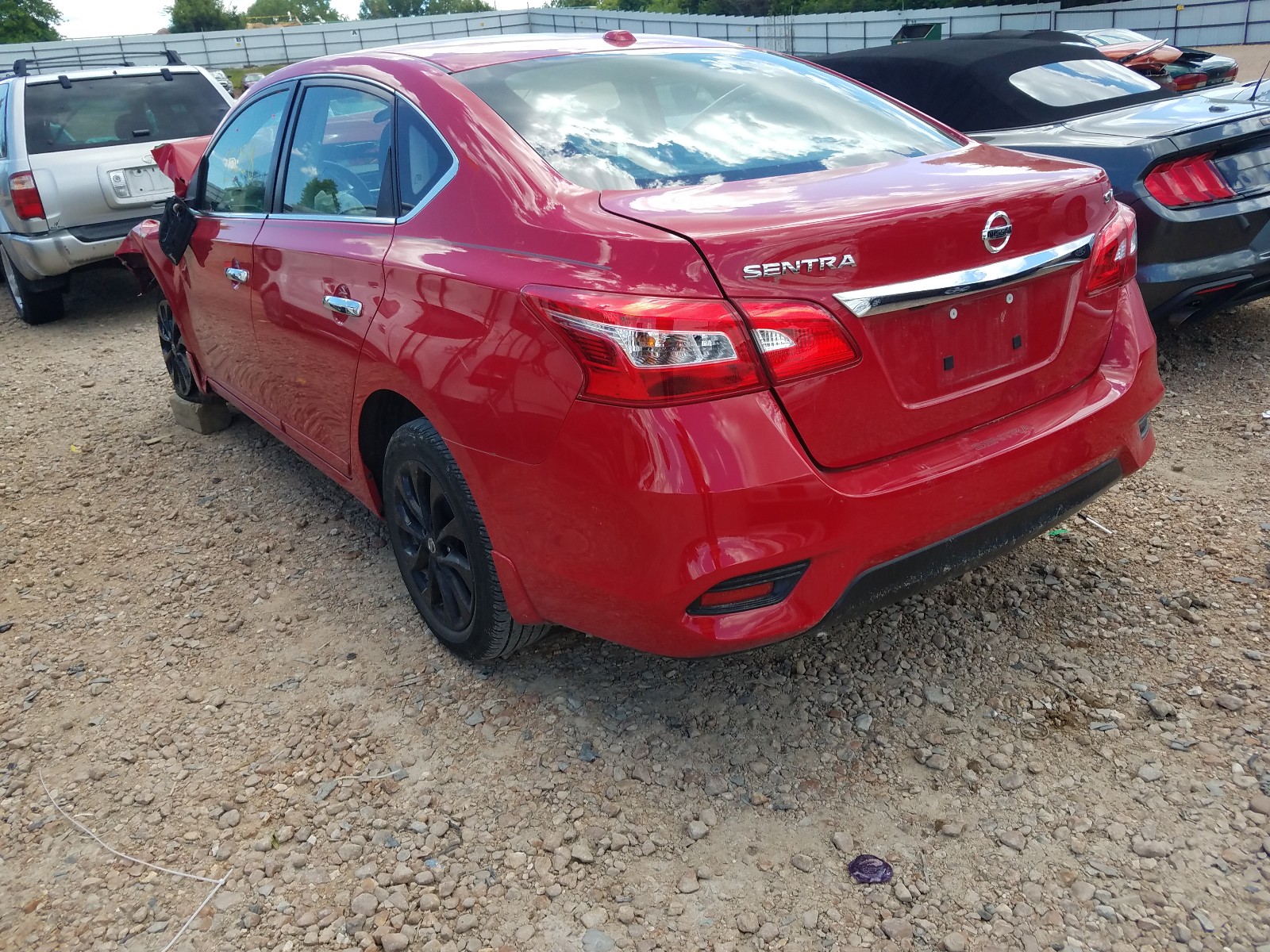 Photo 3 from auction – 2018 NISSAN SENTRA SR with VIN 3N1AB7AP8JL646591