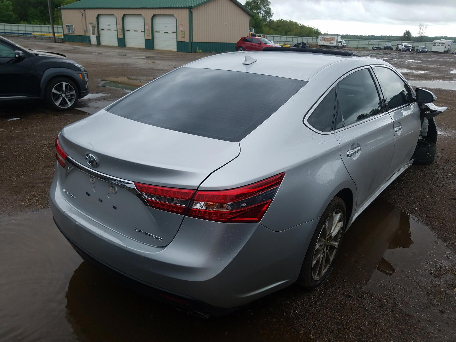 Photo 4 from auction – 2013 TOYOTA AVALON BAS with VIN 4T1BK1EB3DU058682