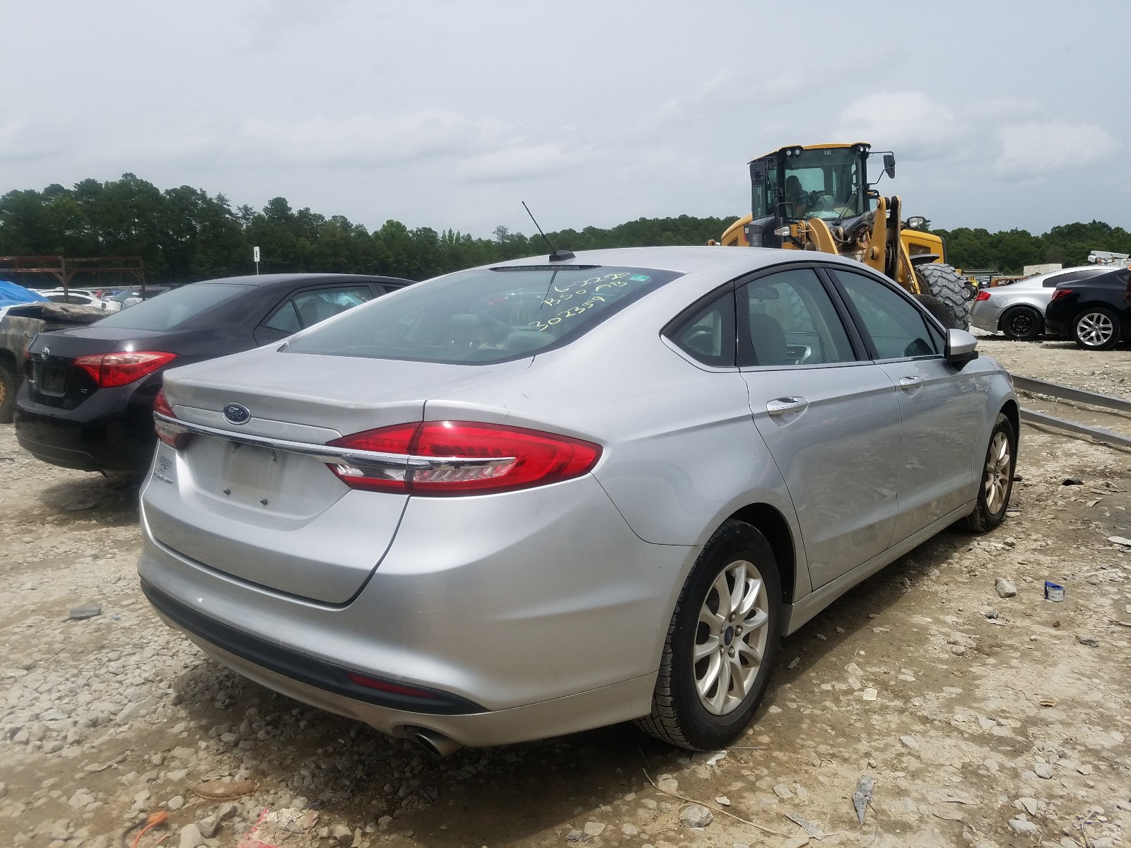 Photo 4 from auction – 2018 FORD FUSION S with VIN 3FA6P0G76JR195568