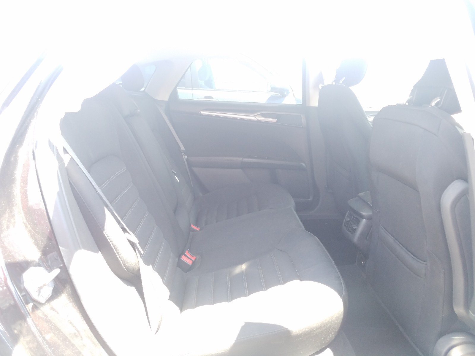 Photo 6 from auction – 2014 FORD FUSION SE with VIN 1FA6P0H73E5404112