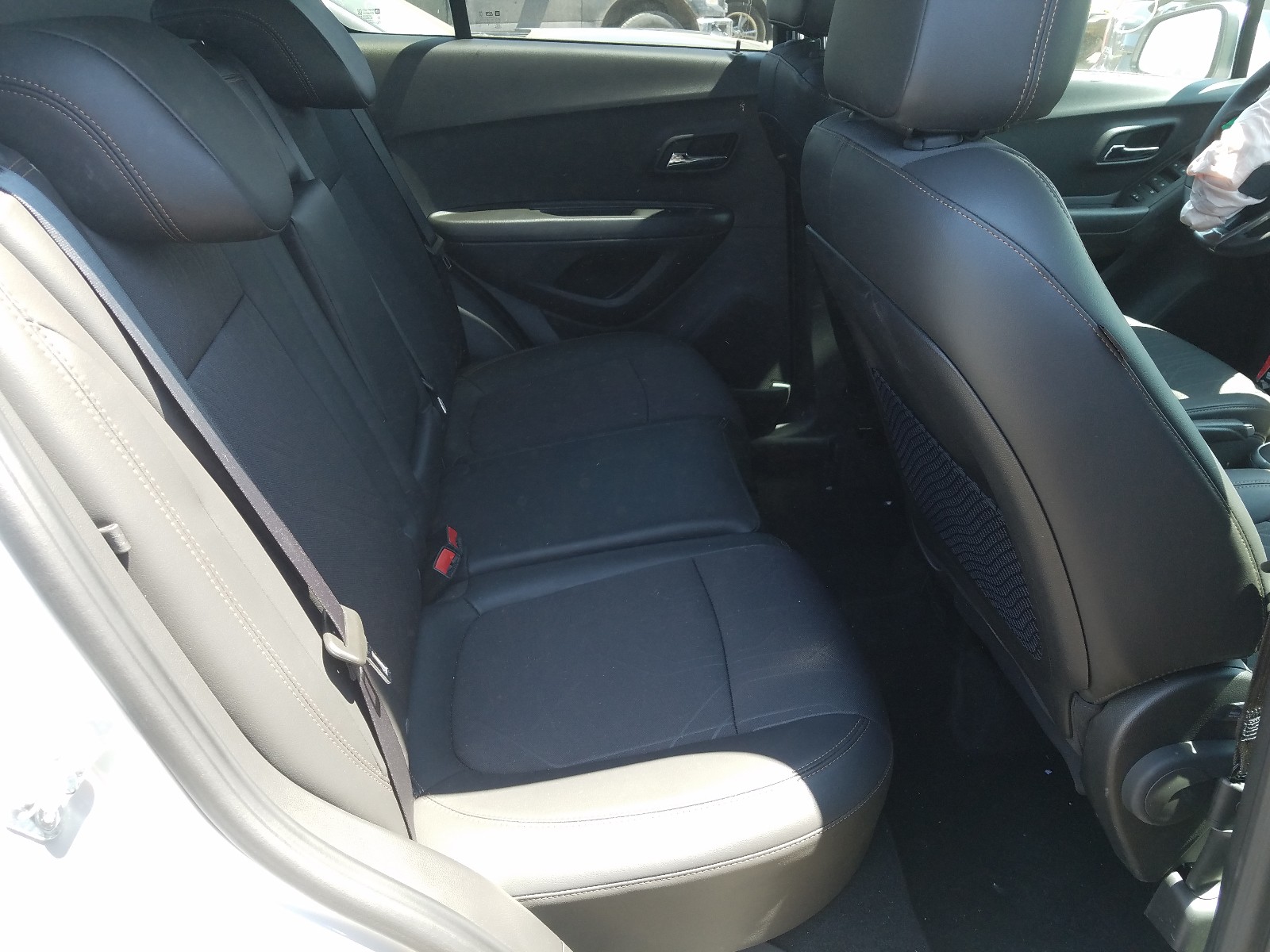 Photo 6 from auction – 2019 CHEVROLET TRAX 1LT with VIN KL7CJLSB4KB962610