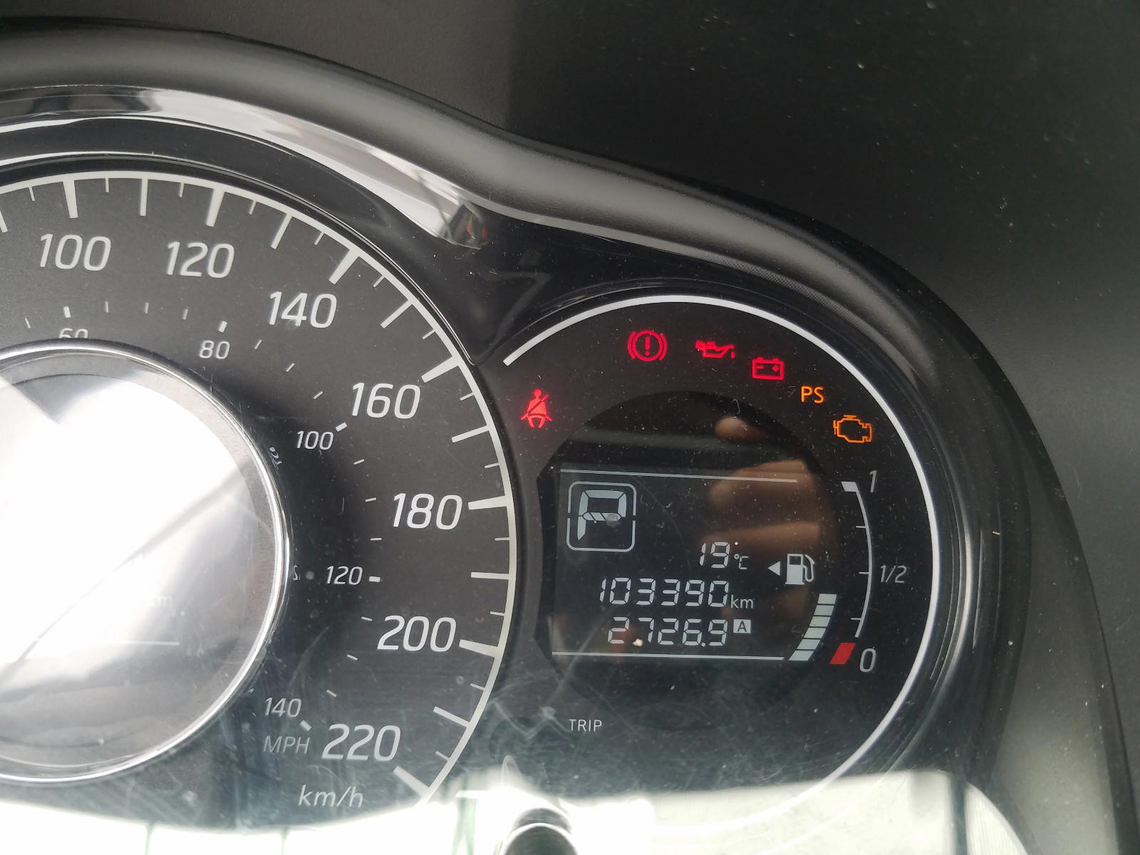 Photo 8 from auction – 2015 NISSAN VERSA NOTE with VIN 3N1CE2CP8FL416993