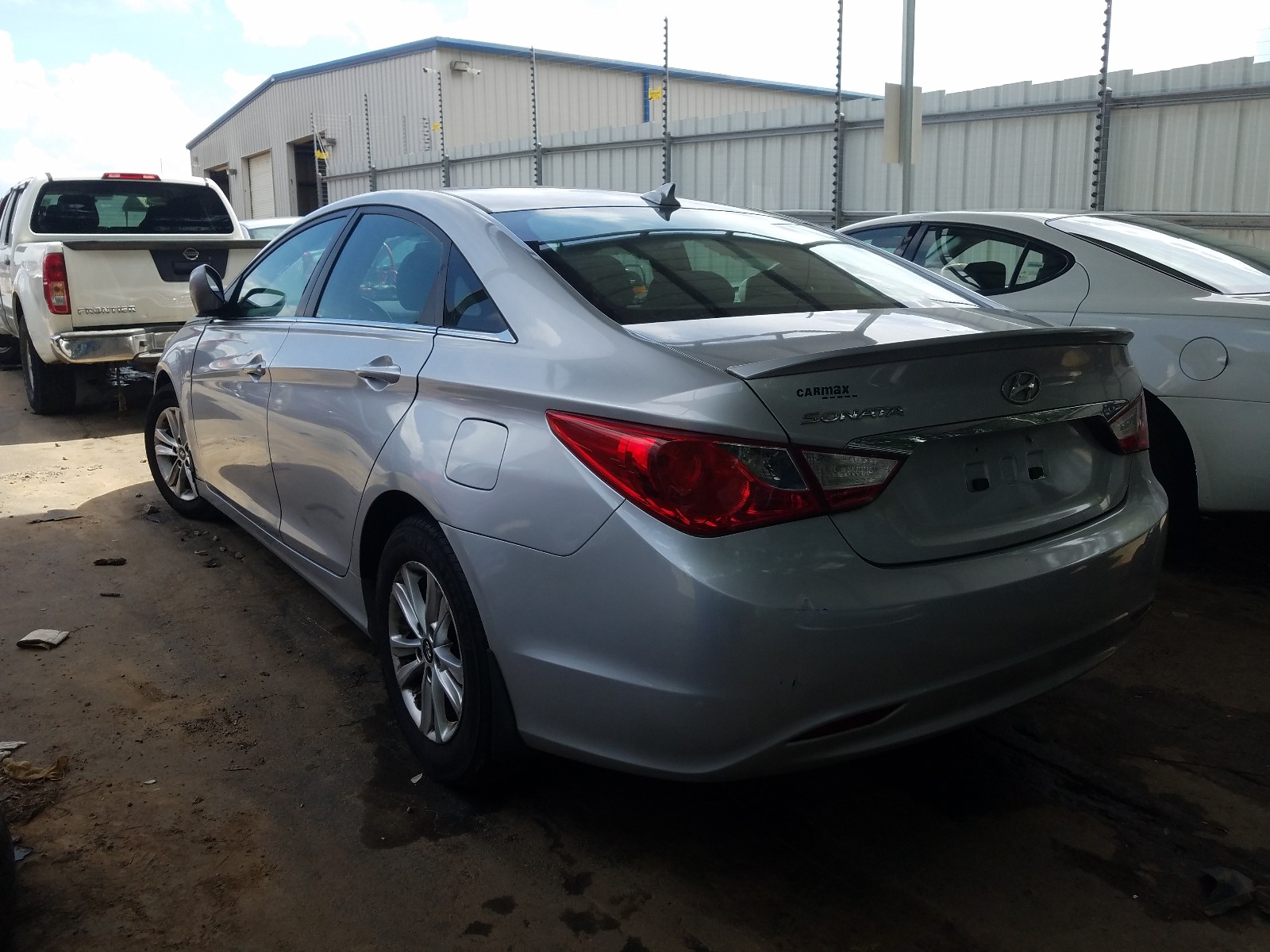 Photo 3 from auction – 2013 HYUNDAI SONATA GLS with VIN 5NPEB4AC0DH633977