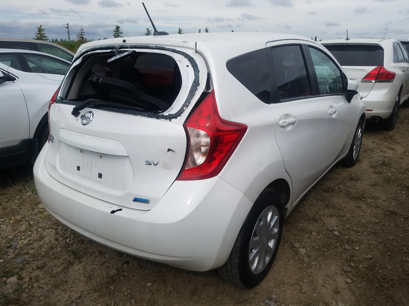 Photo 4 from auction – 2015 NISSAN VERSA NOTE with VIN 3N1CE2CP8FL416993