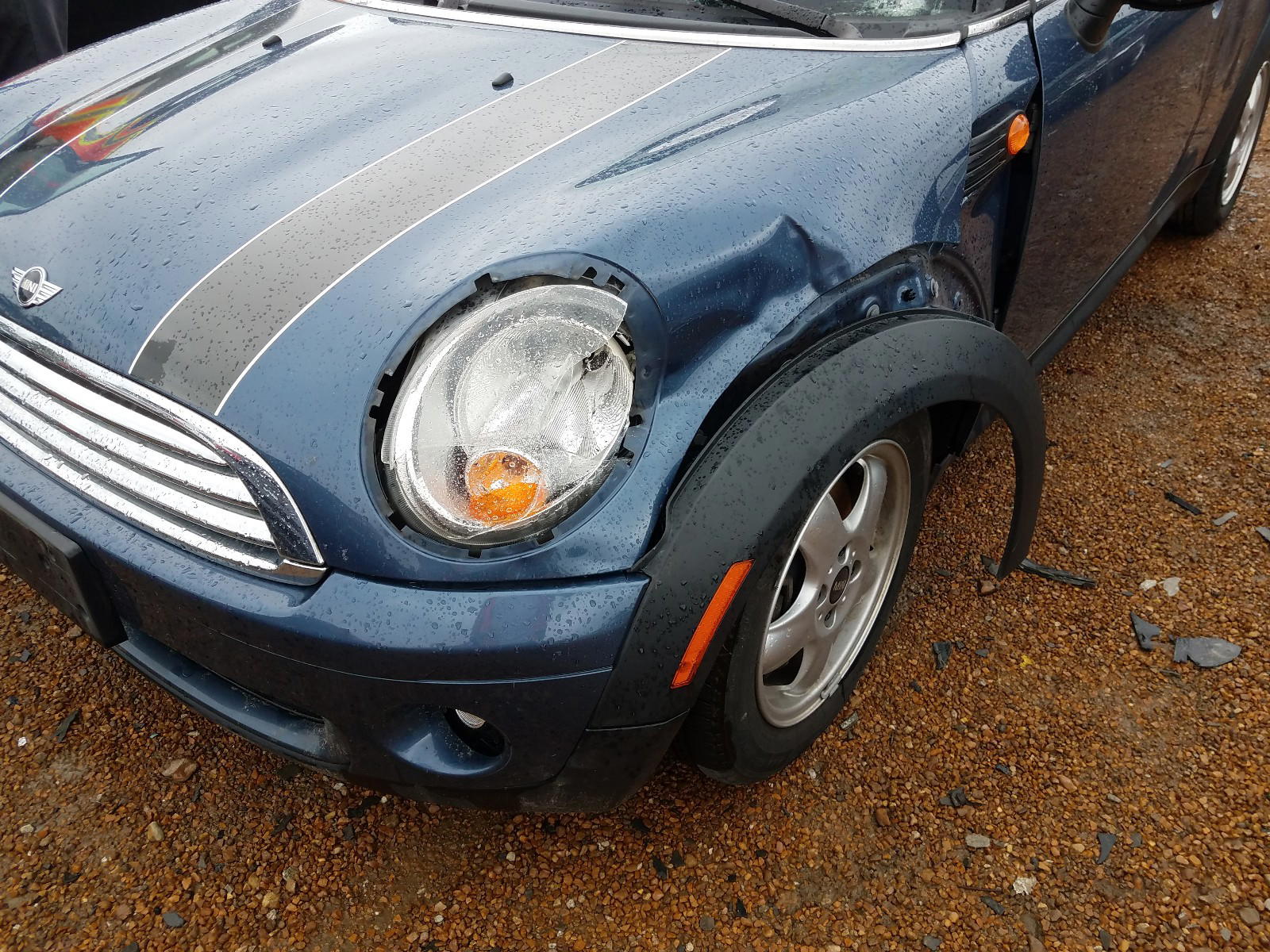 Photo 9 from auction – 2010 MINI COOPER CLU with VIN WMWML3C58ATX39289