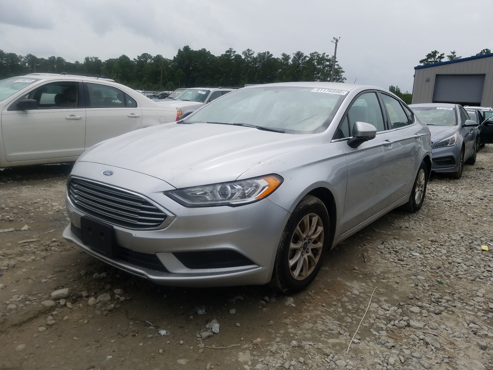 Photo 2 from auction – 2018 FORD FUSION S with VIN 3FA6P0G76JR195568
