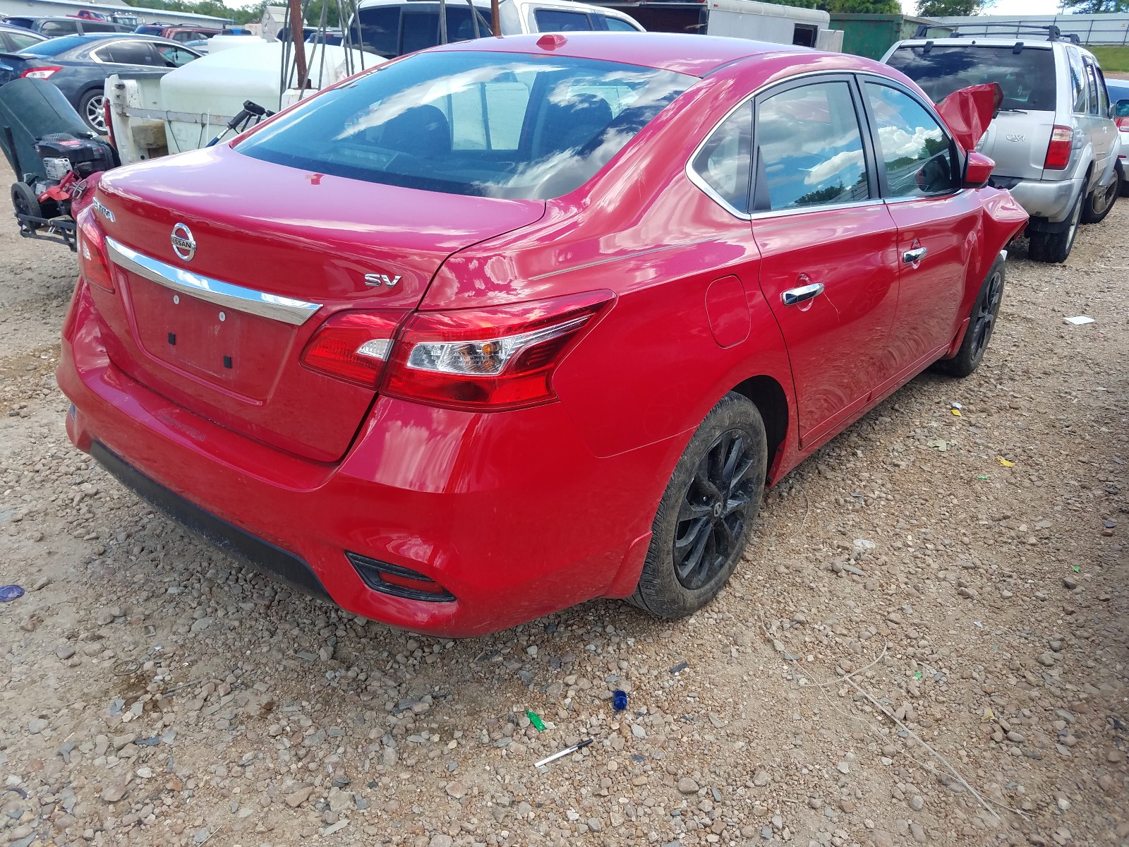 Photo 4 from auction – 2018 NISSAN SENTRA SR with VIN 3N1AB7AP8JL646591
