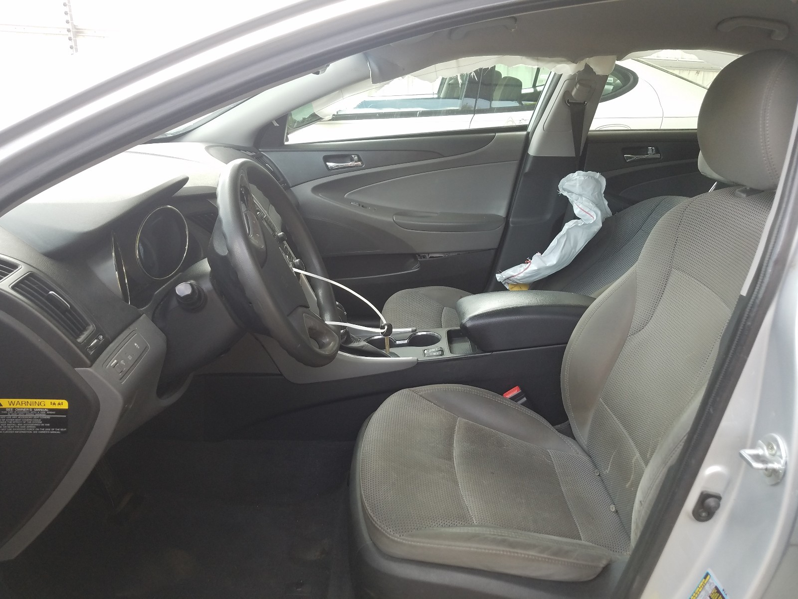Photo 5 from auction – 2013 HYUNDAI SONATA GLS with VIN 5NPEB4AC0DH633977