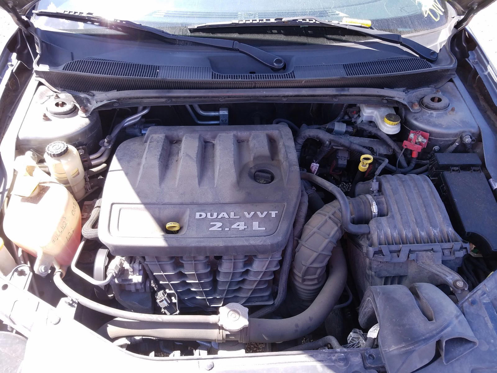 Photo 7 from auction – 2012 CHRYSLER 200 LX with VIN 1C3CCBAB5CN262009