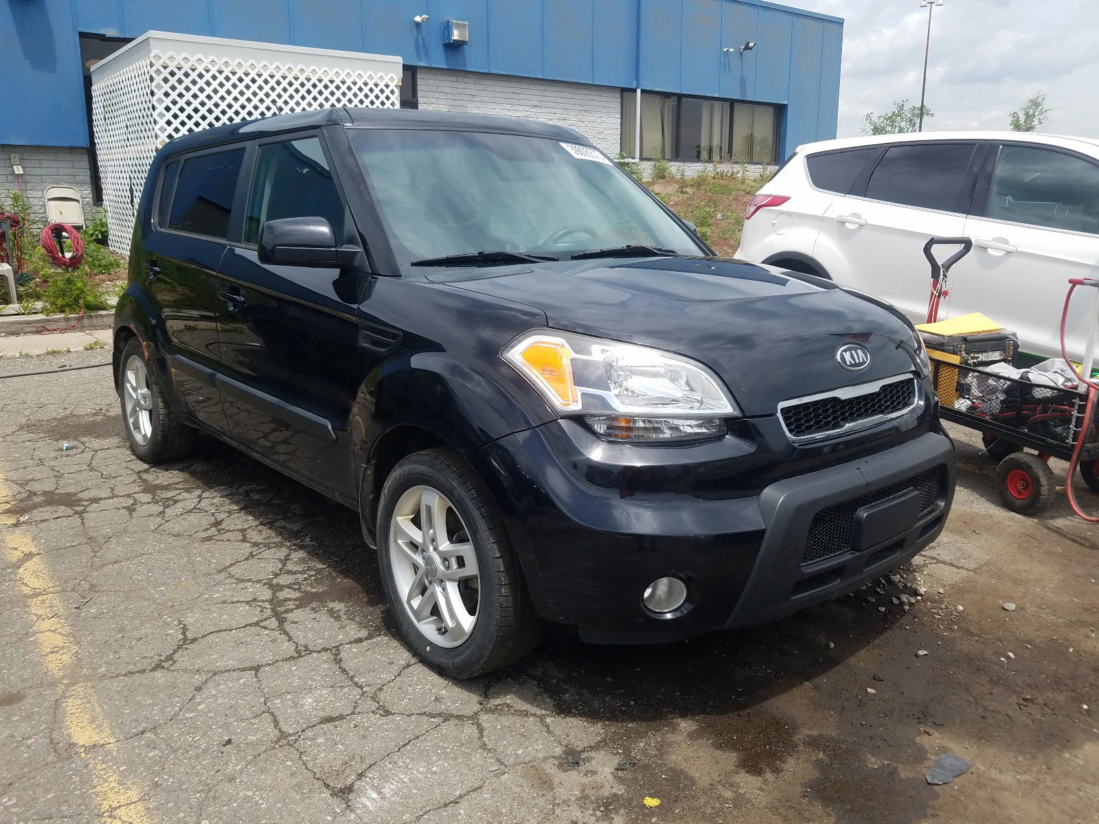 KIA SOUL + 2011 with VIN KNDJT2A21B7730730 - Photo from auction