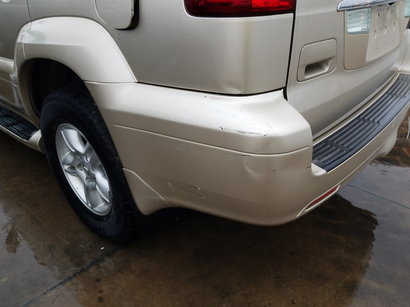 Photo 9 from auction – 2006 LEXUS GX 470 with VIN JTJBT20X460112380