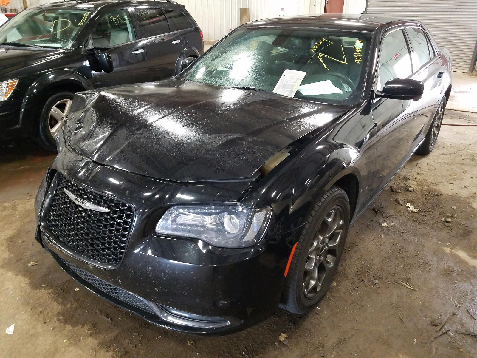 Photo 2 from auction – 2015 CHRYSLER 300 S with VIN 2C3CCAGG9FH781669