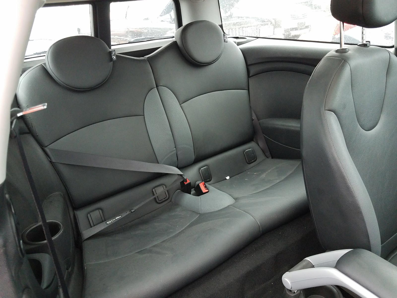 Photo 6 from auction – 2010 MINI COOPER CLU with VIN WMWML3C58ATX39289