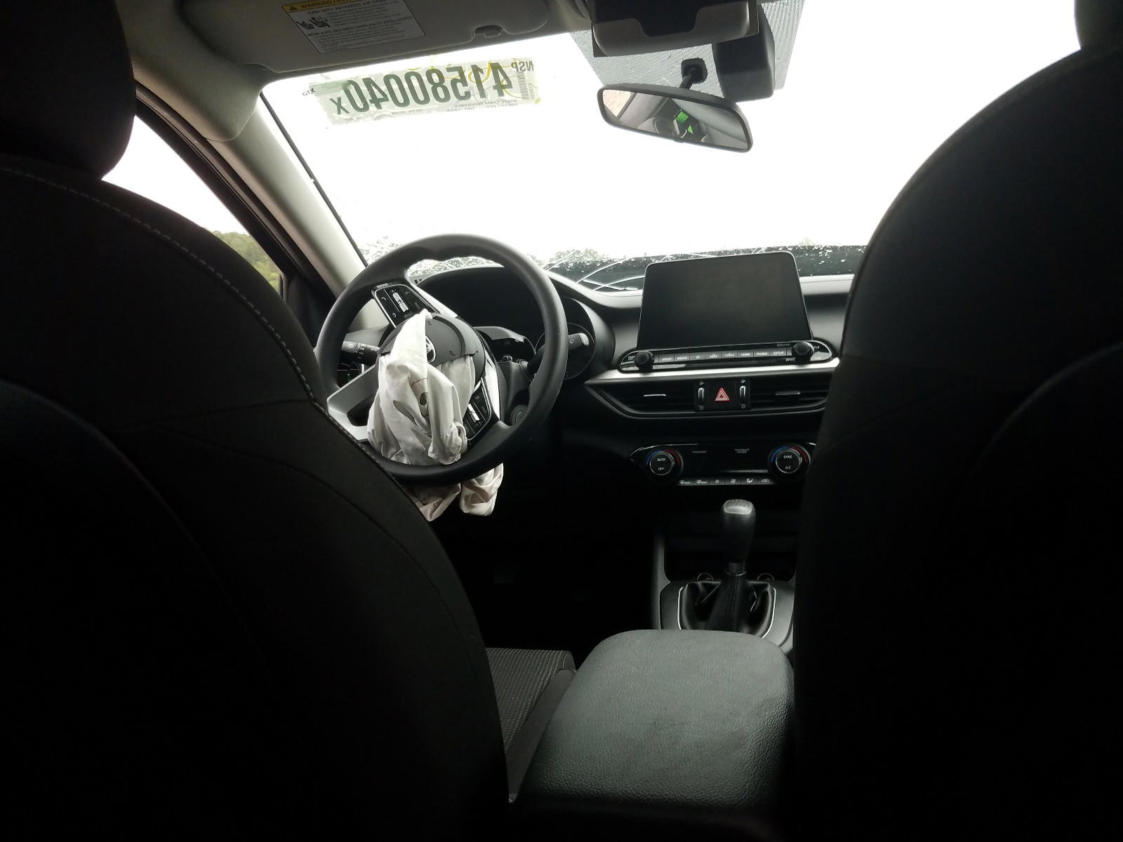 Photo 9 from auction – 2019 KIA FORTE FE with VIN 3KPF24AD2KE009760