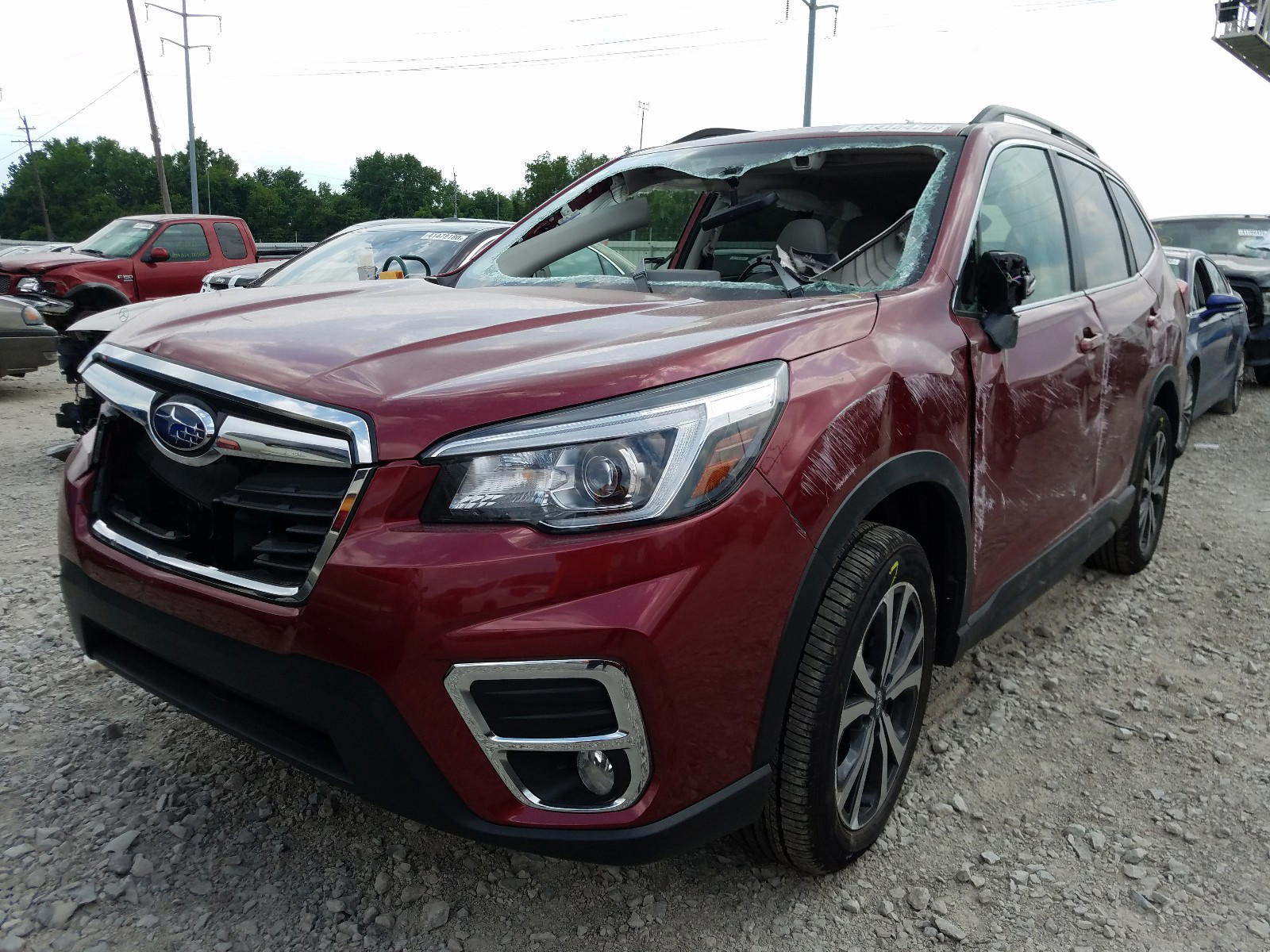 Photo 2 from auction – 2019 SUBARU FORESTER L with VIN JF2SKAUC2KH537925