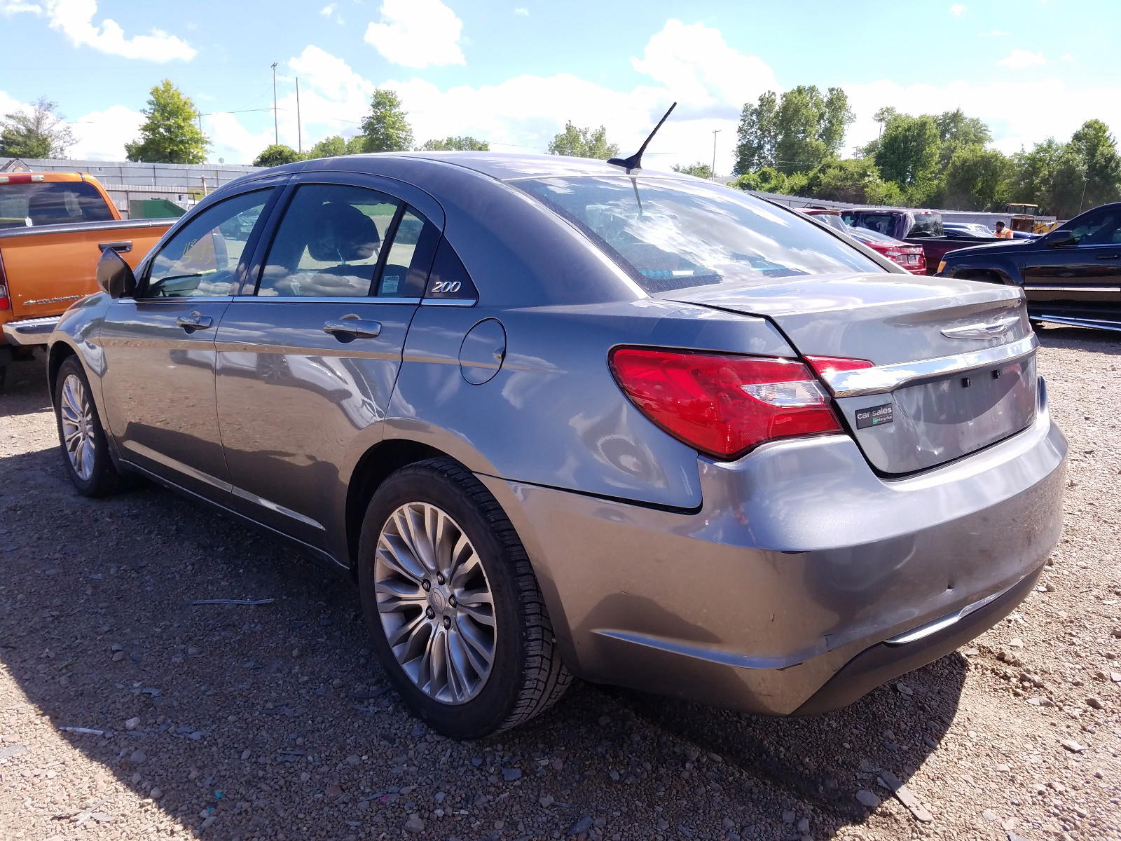 Photo 3 from auction – 2012 CHRYSLER 200 LX with VIN 1C3CCBAB5CN262009