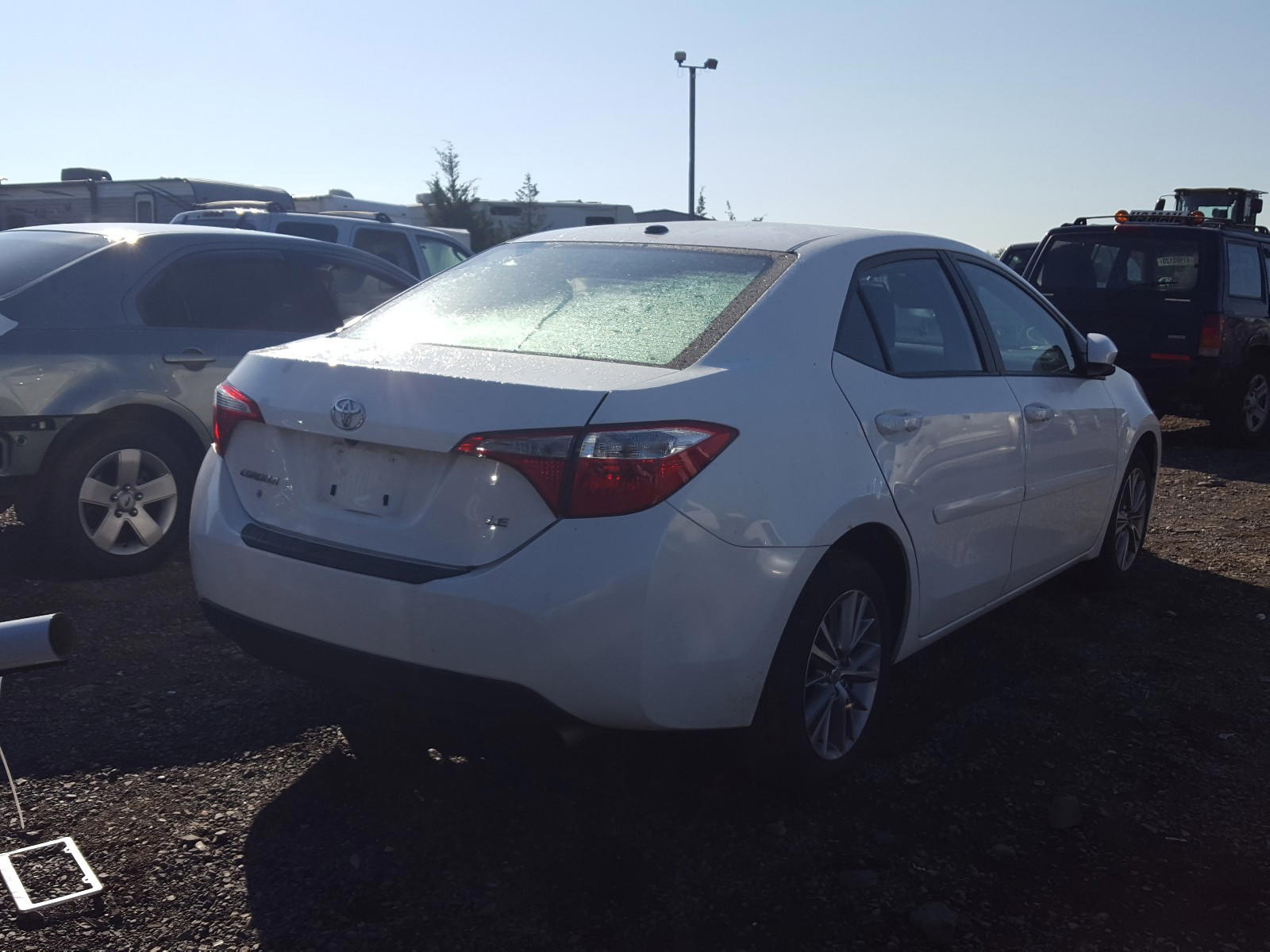 Photo 4 from auction – 2015 TOYOTA COROLLA L with VIN 2T1BURHE0FC373930