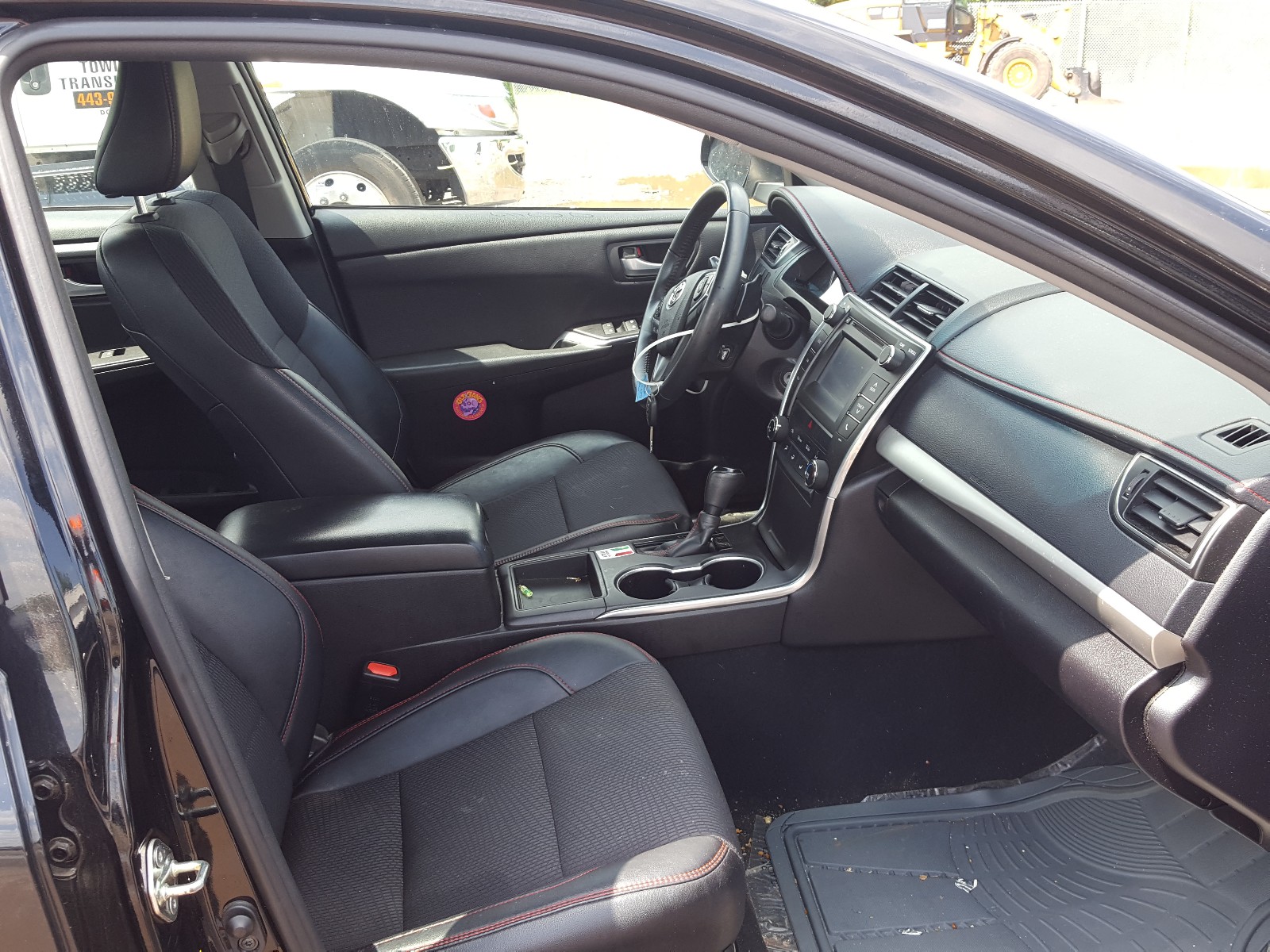 Photo 5 from auction – 2016 TOYOTA CAMRY LE with VIN 4T1BF1FK5GU247390