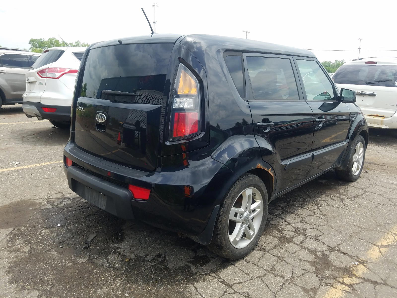 Photo 4 from auction – 2011 KIA SOUL + with VIN KNDJT2A21B7730730