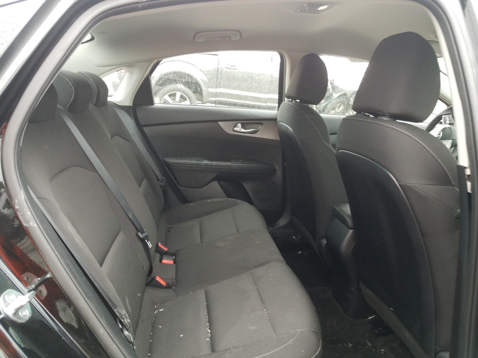 Zdjęcie 6 z aukcji – 2019 KIA FORTE FE z VIN 3KPF24AD2KE009760