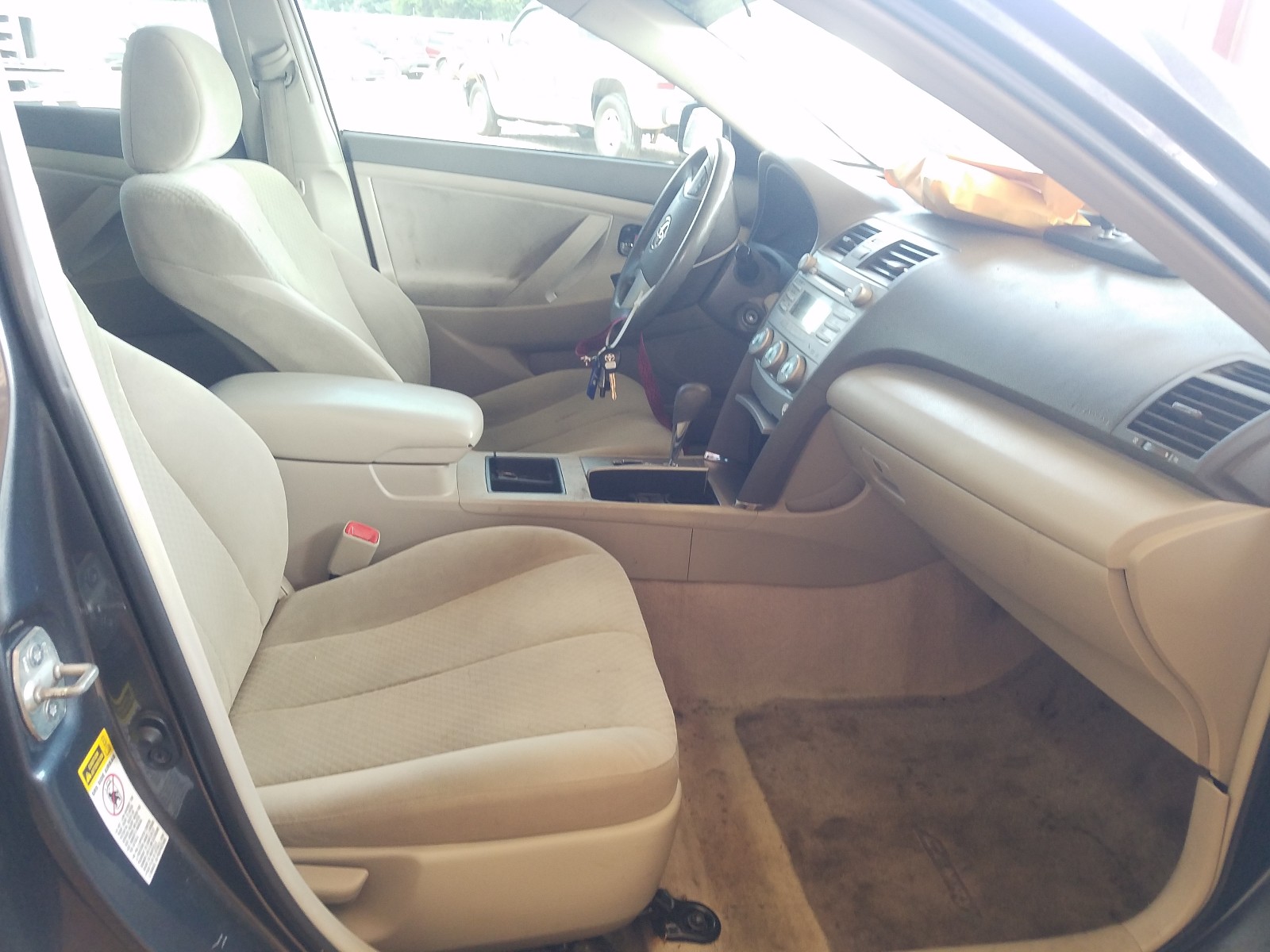 Photo 5 from auction – 2009 TOYOTA CAMRY BASE with VIN 4T1BE46K09U284516