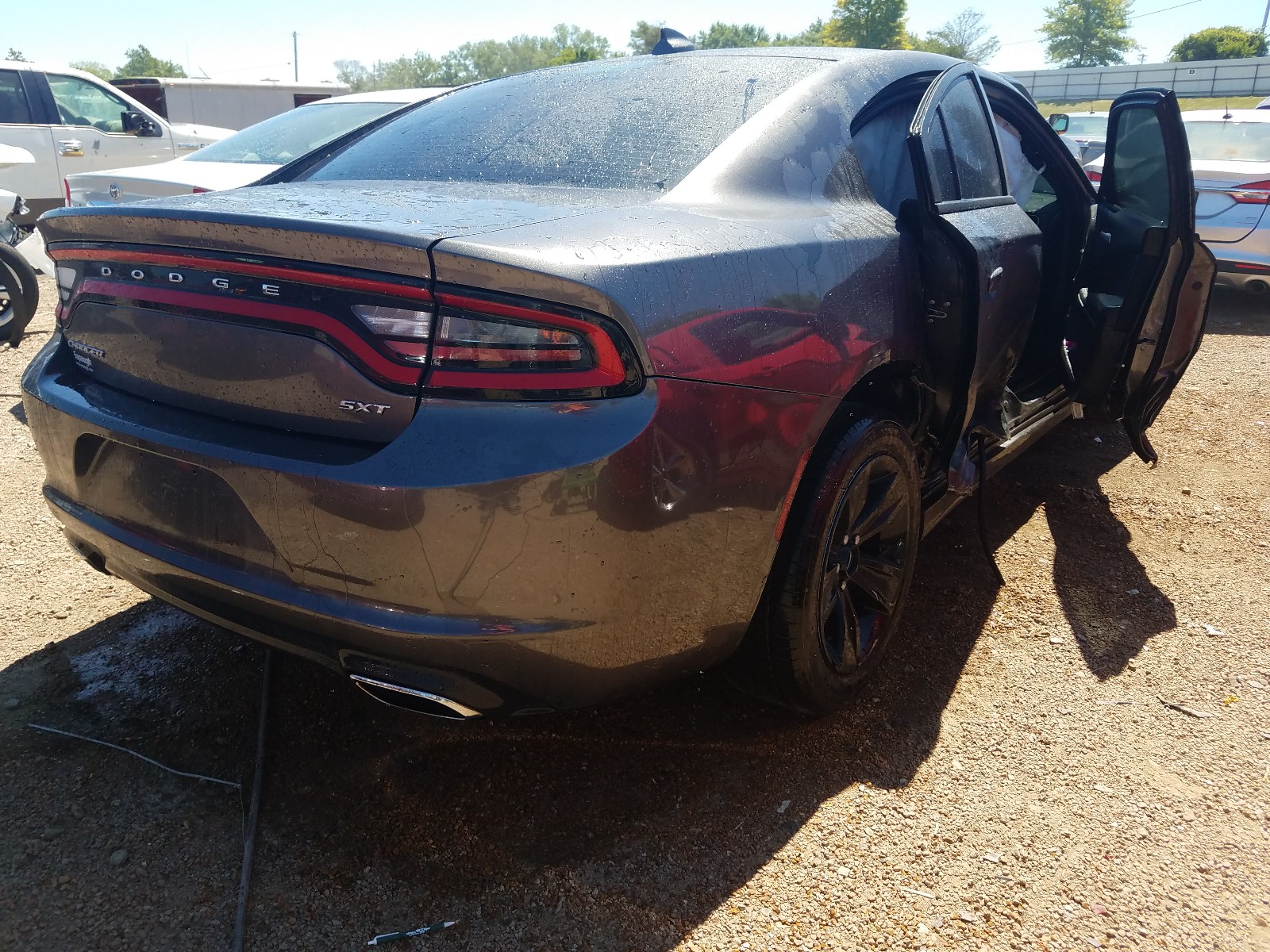 Foto 4 de la subasta – 2016 DODGE CHARGER SX con VIN 2C3CDXHG2GH339283