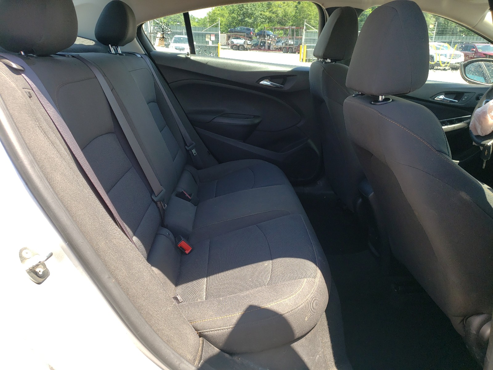 Photo 6 from auction – 2016 CHEVROLET CRUZE LS with VIN 1G1BC5SM2G7238505