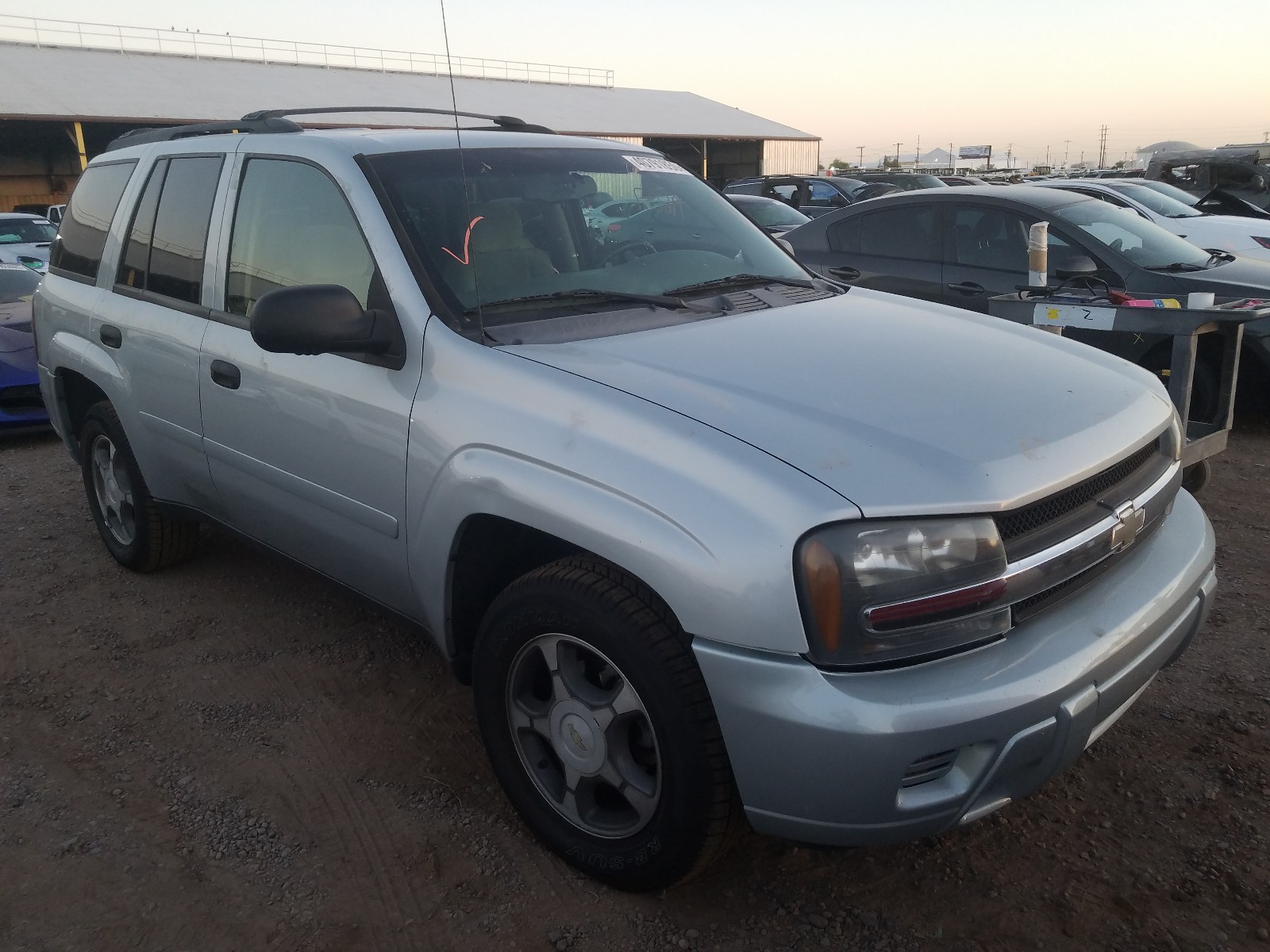 CHEVROLET TRAILBLAZE 2008 with VIN 1GNDS13S382108554 - Photo from auction