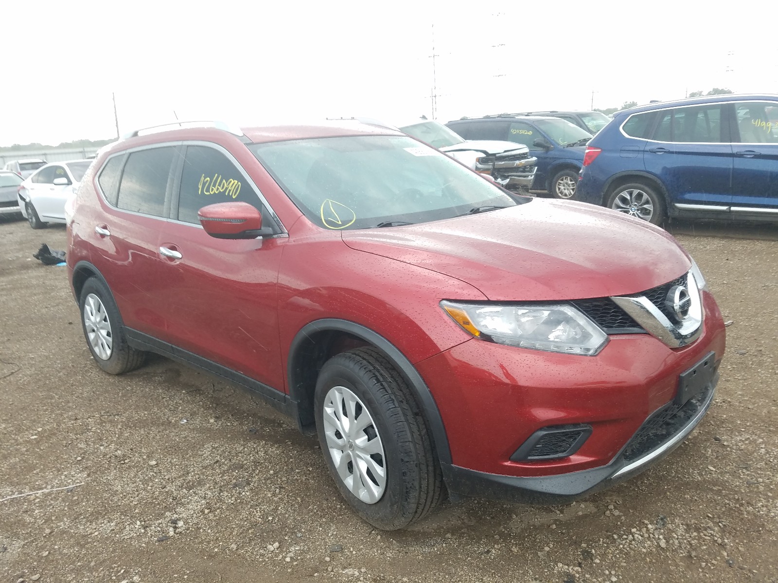 Photo 1 from auction – 2016 NISSAN ROGUE S with VIN KNMAT2MV1GP602274