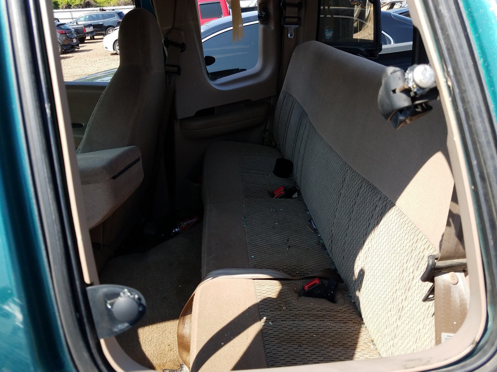 Photo 6 from auction – 1997 FORD F150 with VIN 1FTDX1762VNB21345
