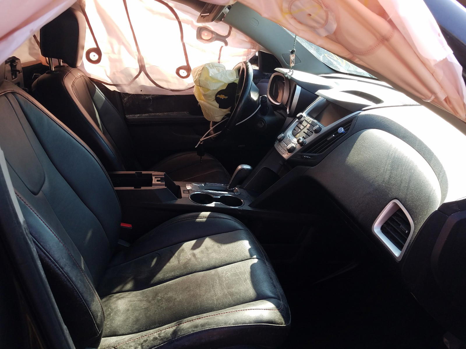 Photo 5 from auction – 2015 CHEVROLET EQUINOX LT with VIN 2GNFLHE39F6146424
