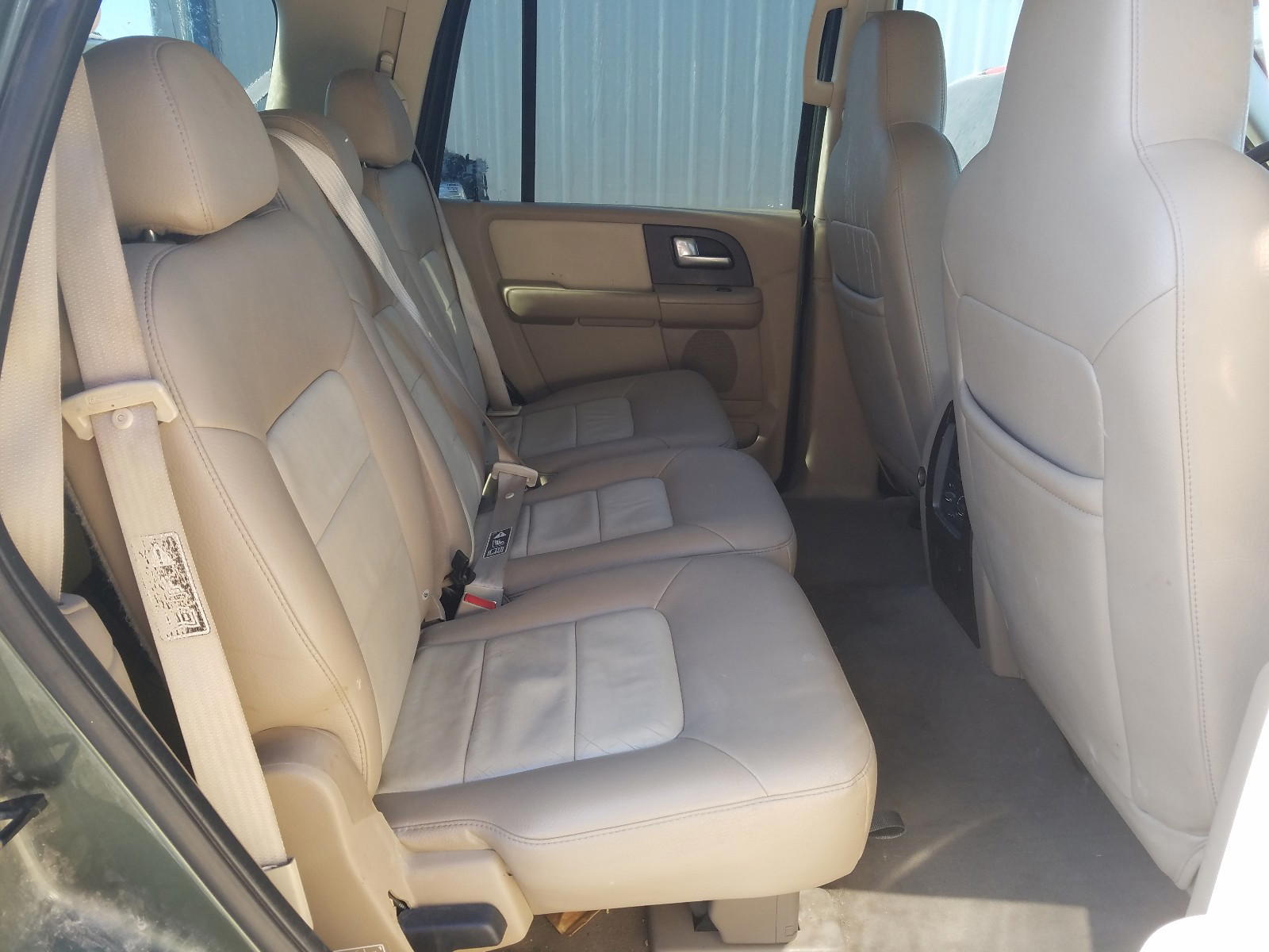 Photo 6 from auction – 2004 FORD EXPEDITION with VIN 1FMFU18L84LA17566