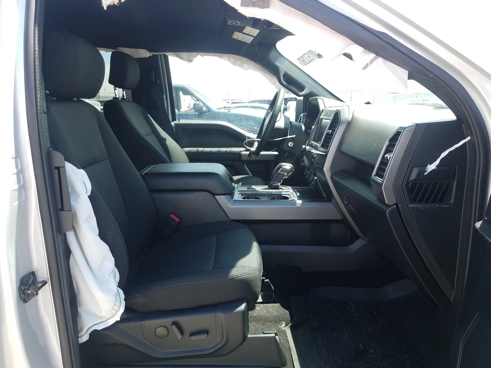 Photo 5 from auction – 2019 FORD F150 SUPER with VIN 1FTFX1E53KKE82194