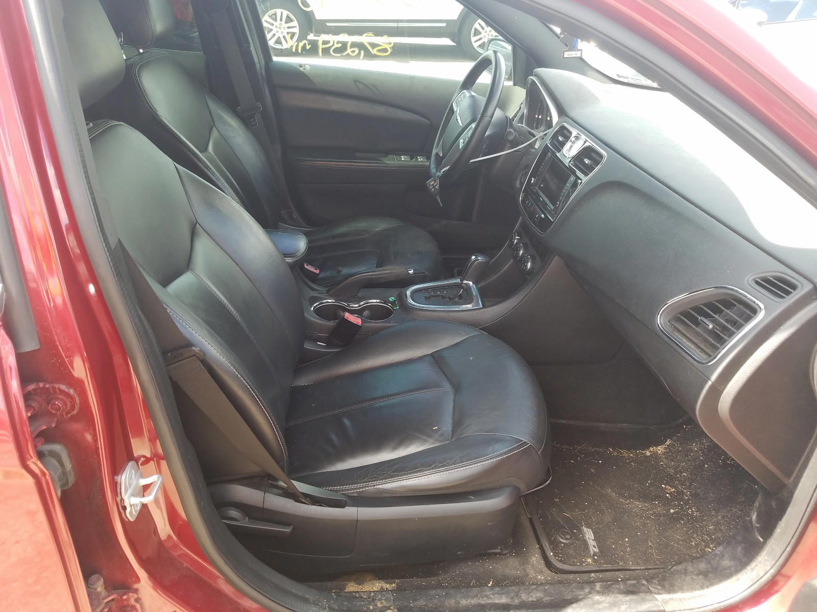 Photo 5 from auction – 2012 CHRYSLER 200 LIMITE with VIN 1C3CCBCB7CN269184