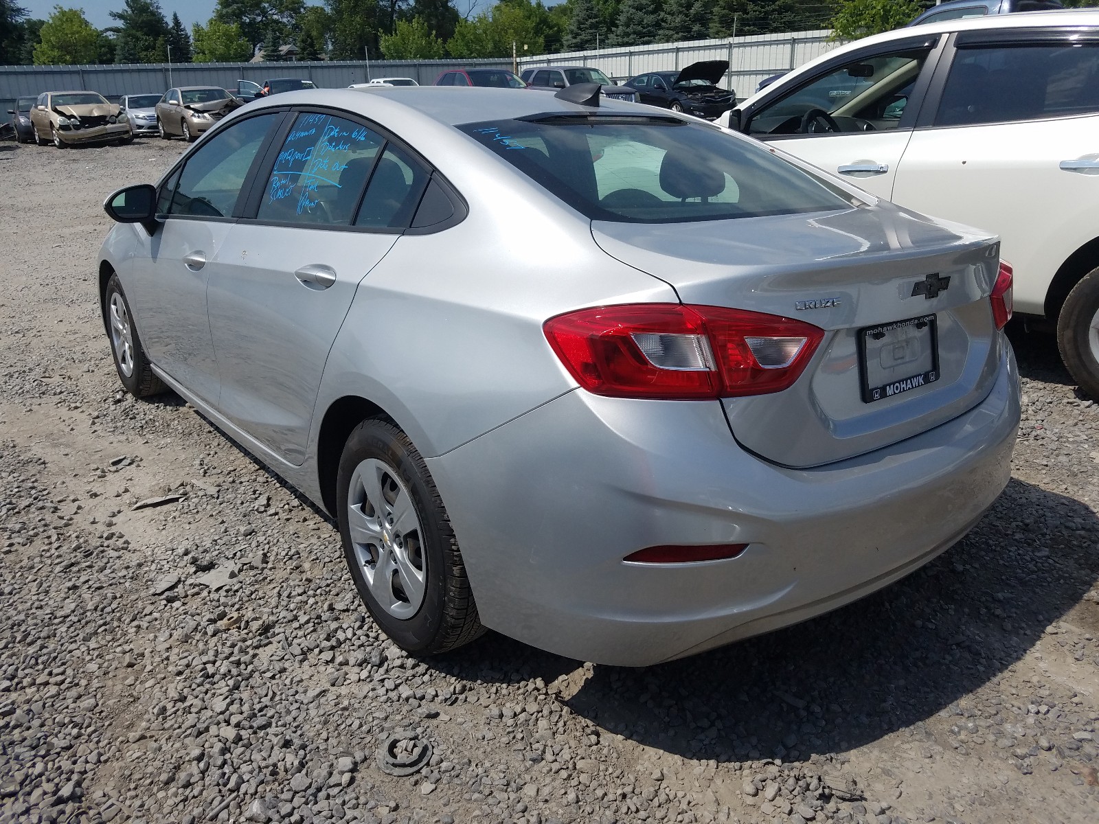 Photo 3 from auction – 2017 CHEVROLET CRUZE LS with VIN 1G1BC5SM2H7164326