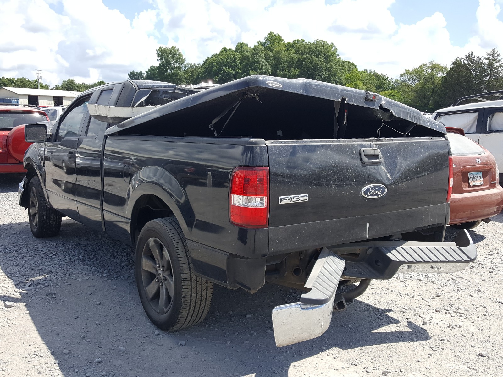 Zdjęcie 3 z aukcji – 2005 FORD F150 z VIN 1FTRX12W25NA47714