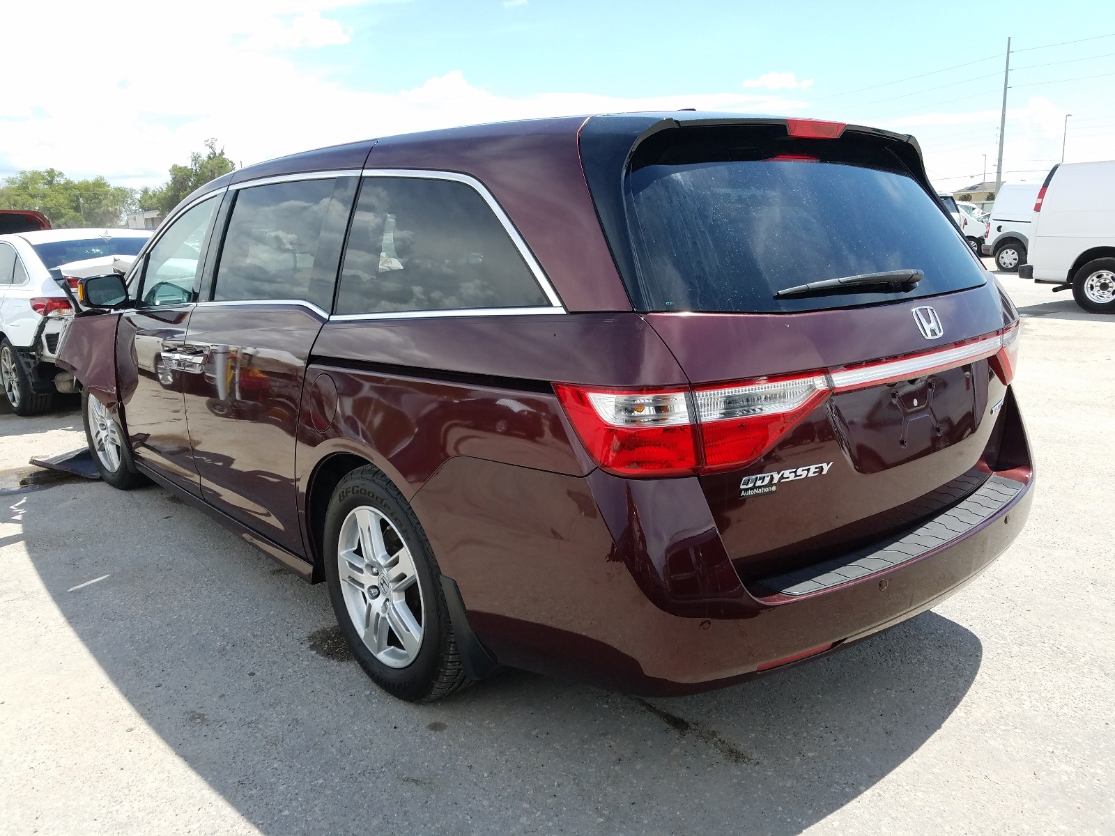 Photo 13 from auction – 2012 HONDA ODYSSEY TO with VIN 5FNRL5H97CB043660