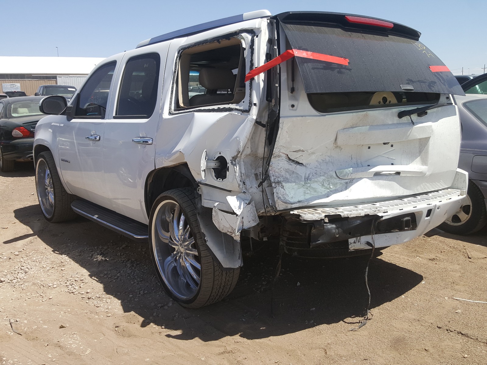 Photo 3 from auction – 2007 GMC YUKON DENA with VIN 1GKFK63847J362897