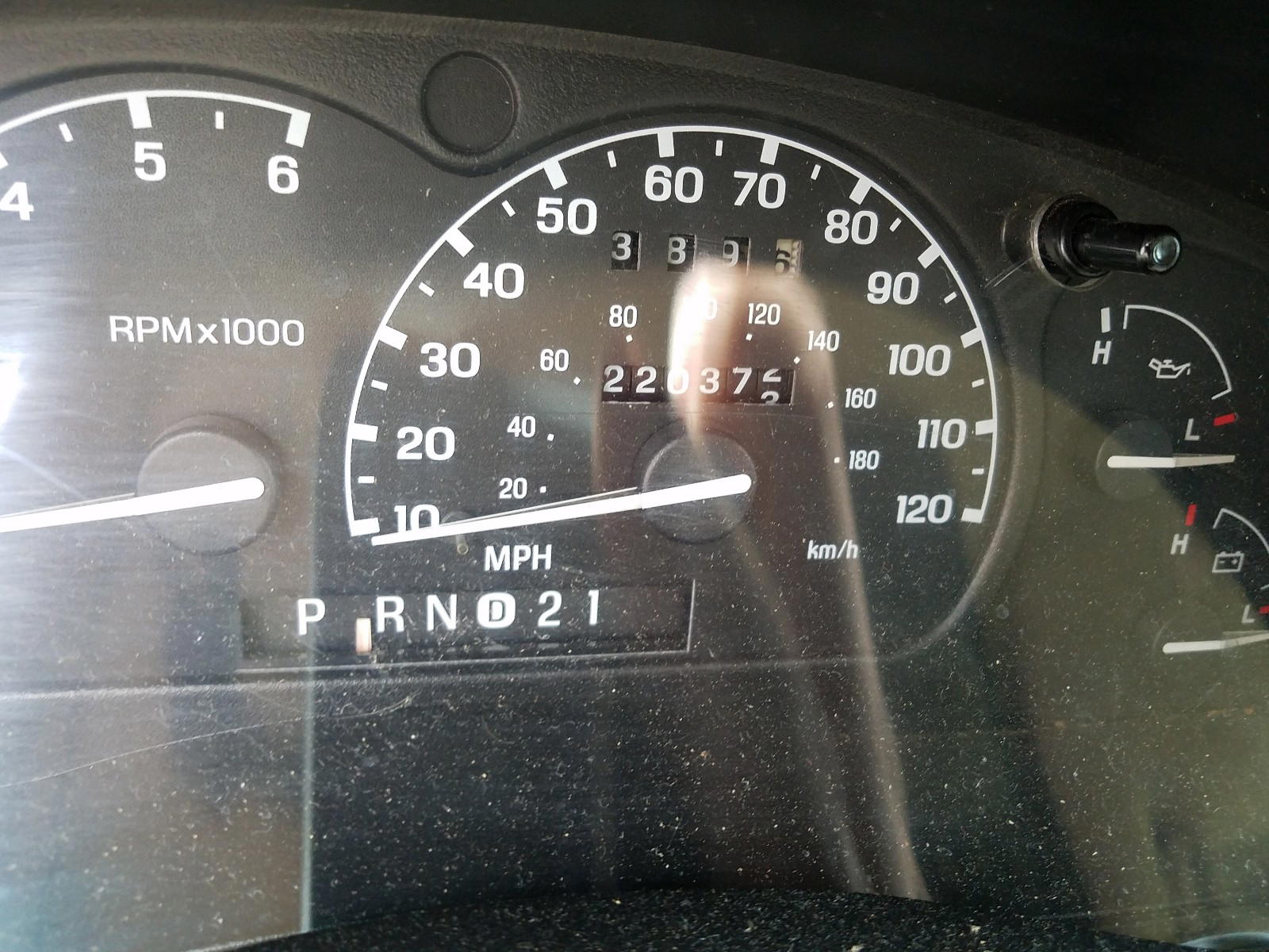 Photo 8 from auction – 2000 FORD EXPLORER with VIN 1FMZU65P2YZB39022