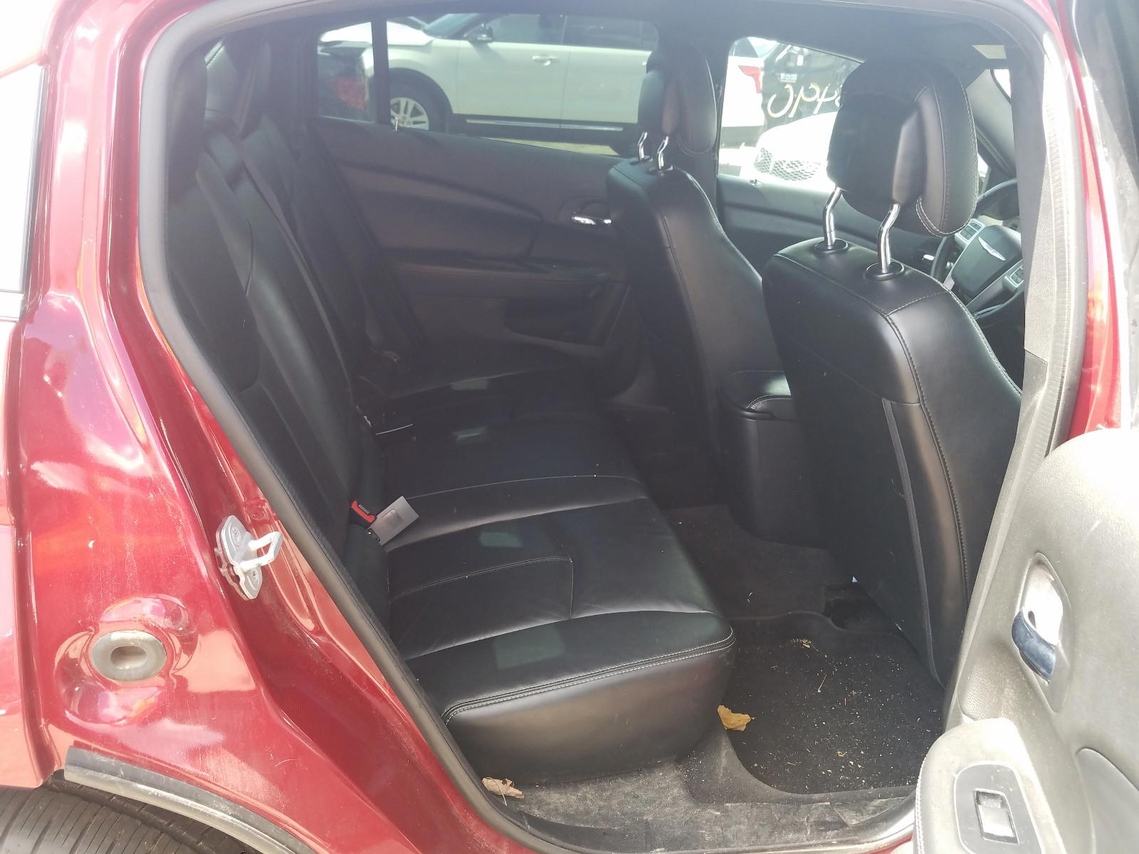 Photo 6 from auction – 2012 CHRYSLER 200 LIMITE with VIN 1C3CCBCB7CN269184