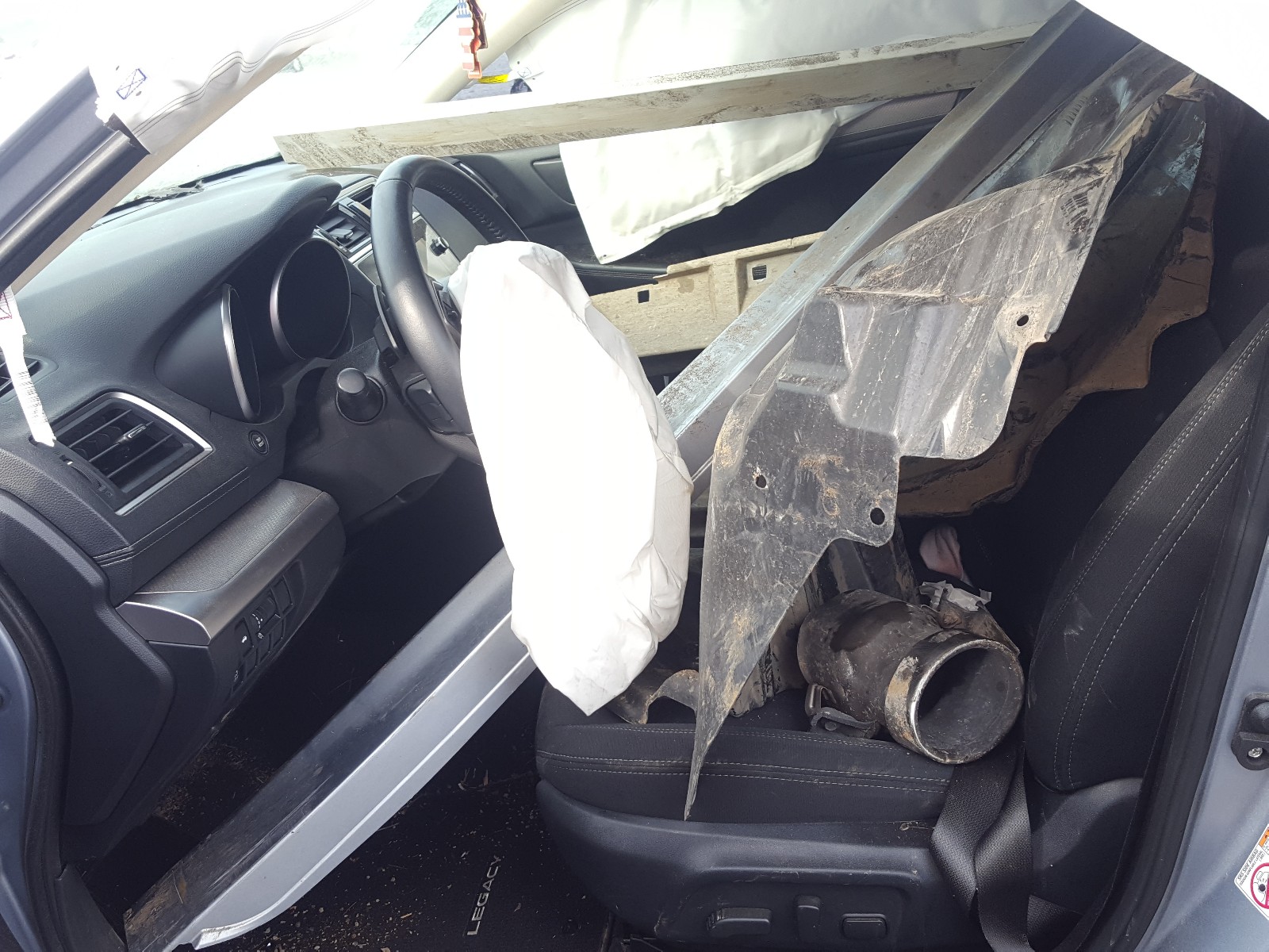 Photo 15 from auction – 2018 SUBARU LEGACY 2.5 with VIN 4S3BNAC69J3032445