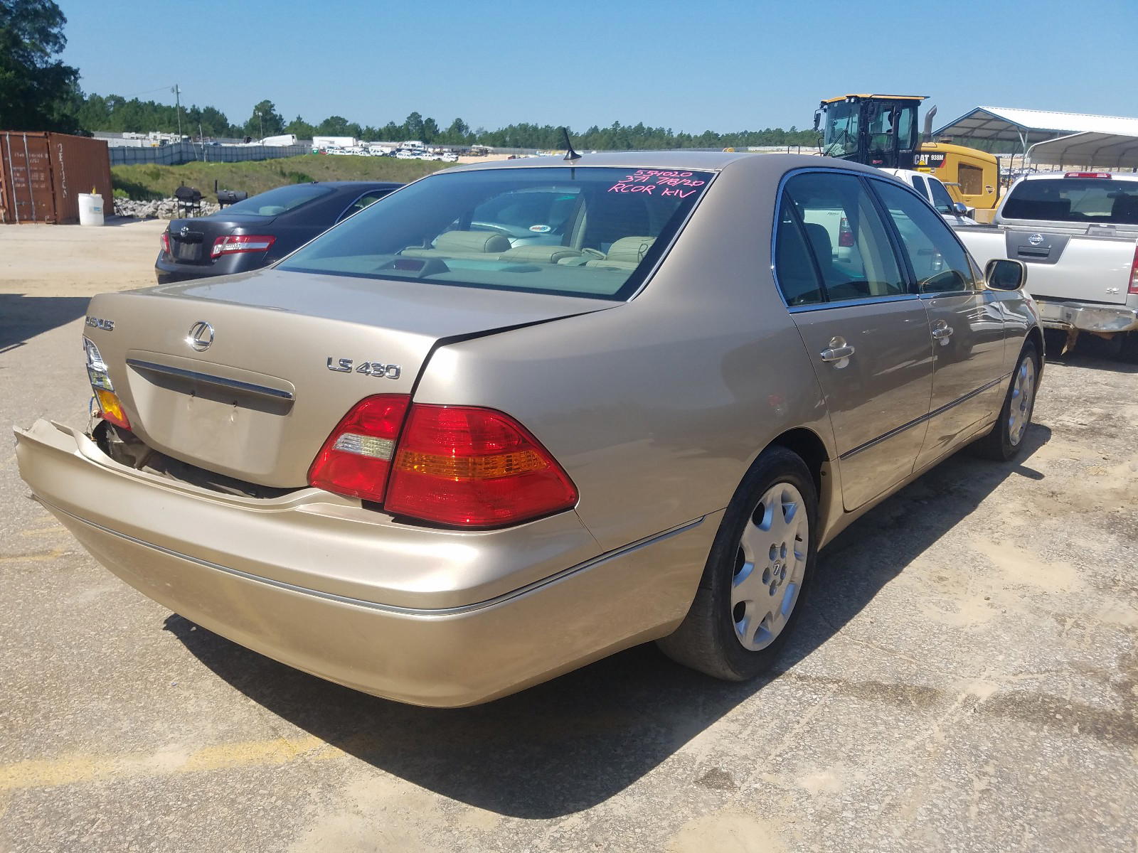 Photo 4 from auction – 2003 LEXUS LS 430 with VIN JTHBN30F630101322