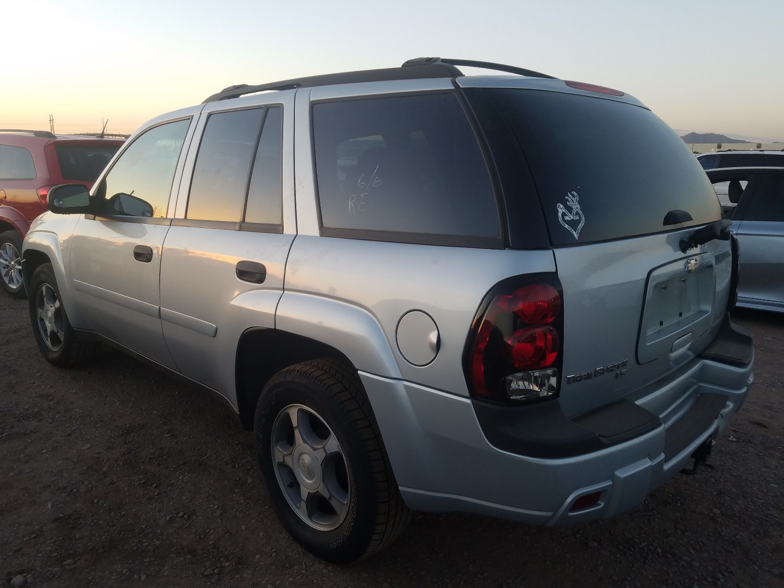 Photo 3 from auction – 2008 CHEVROLET TRAILBLAZE with VIN 1GNDS13S382108554