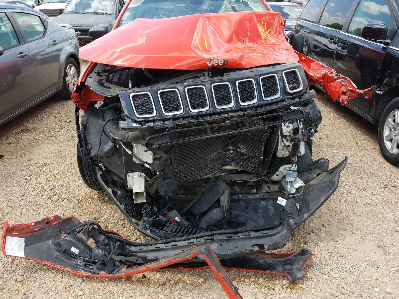 Photo 9 from auction – 2018 JEEP COMPASS SP with VIN 3C4NJCAB4JT286363
